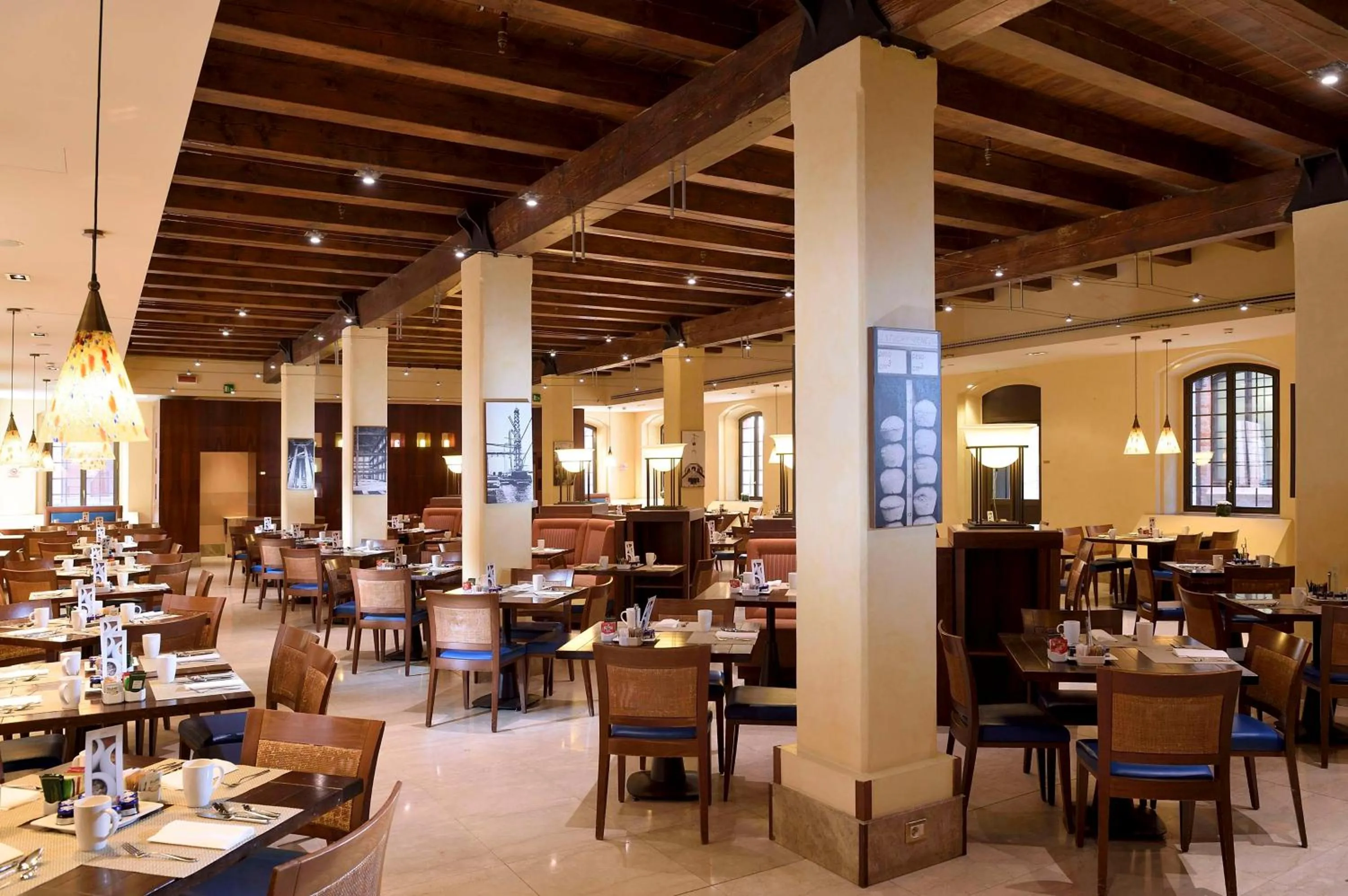 Breakfast in Hilton Molino Stucky Venice