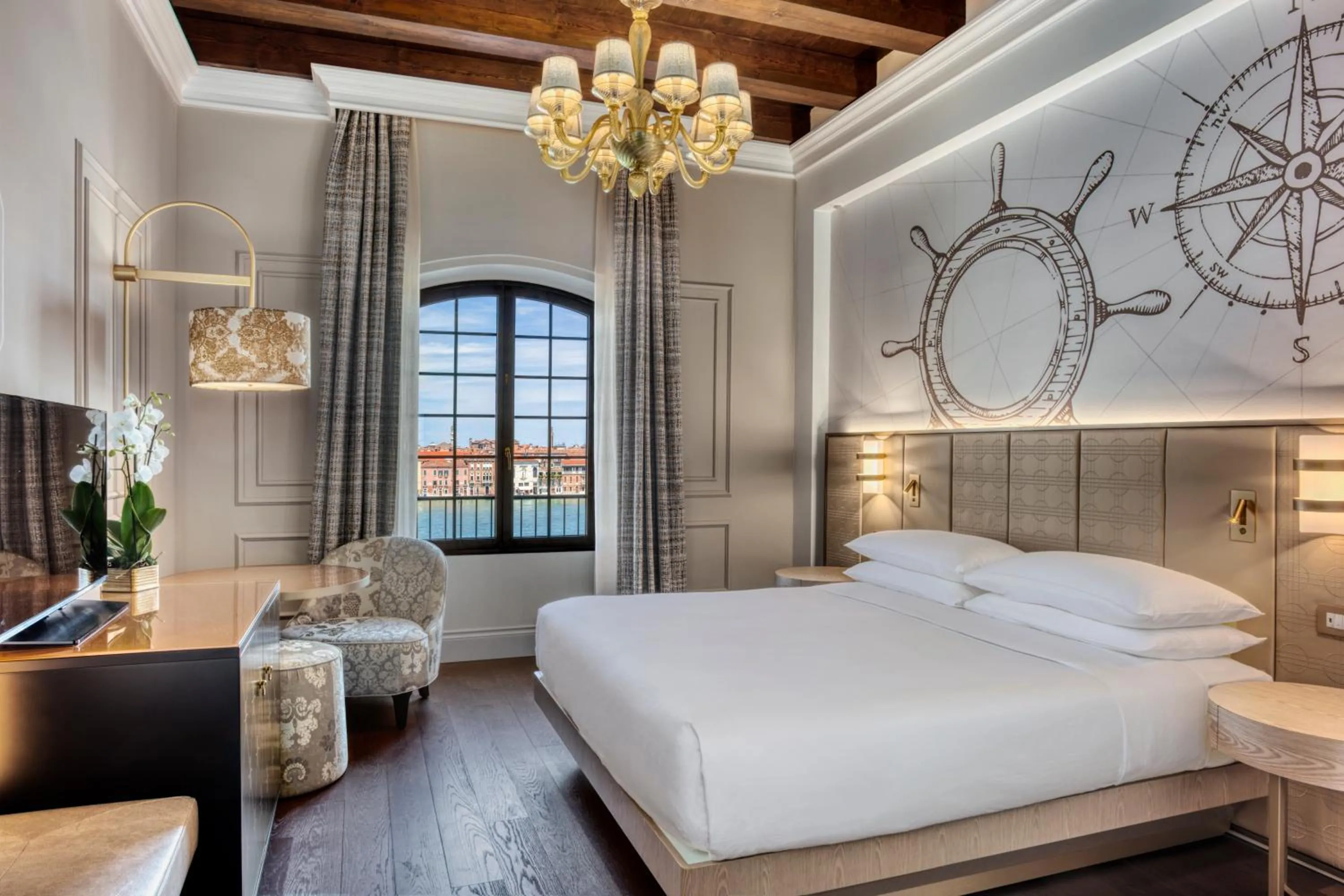 Bedroom, Bed in Hilton Molino Stucky Venice