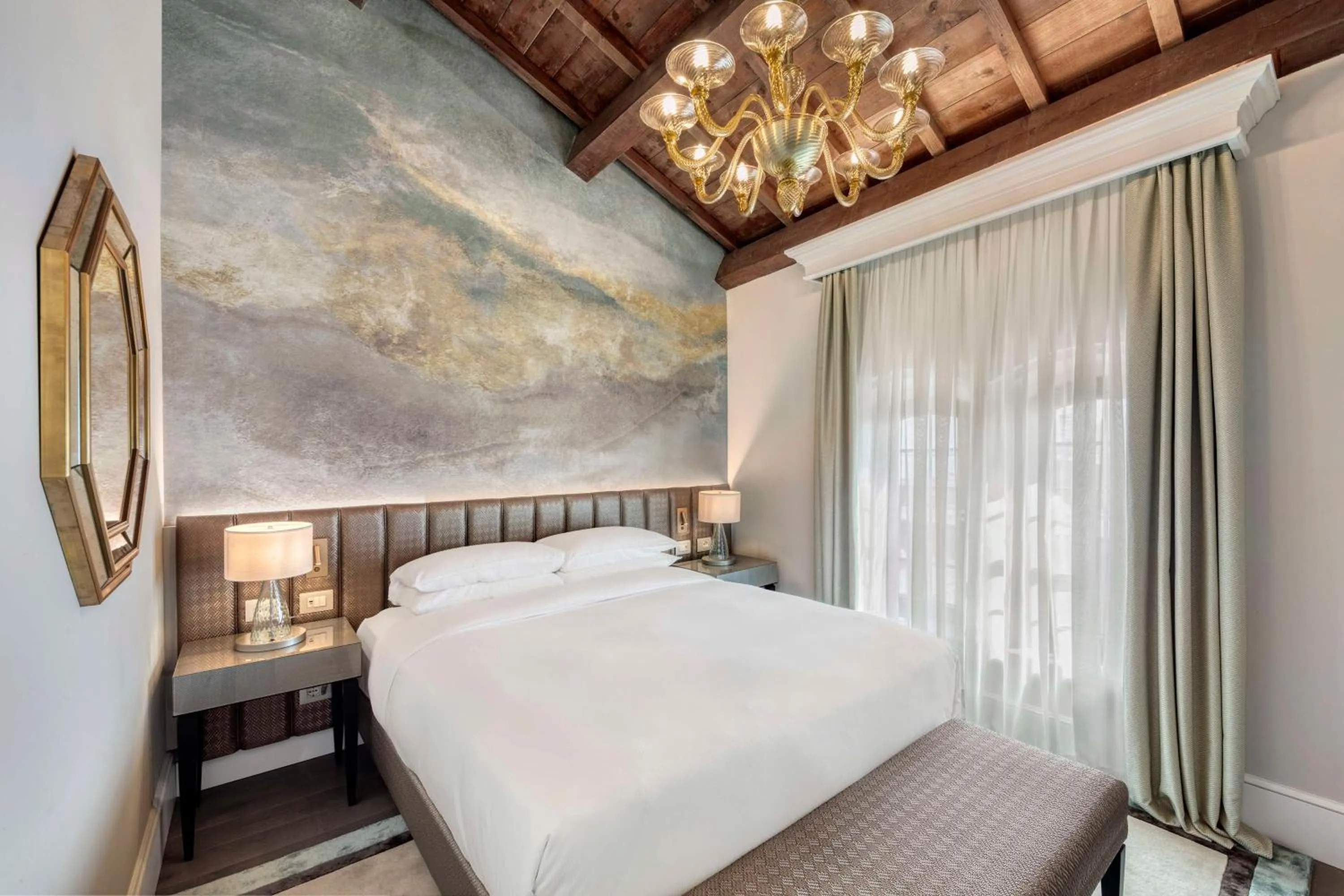 Bed in Hilton Molino Stucky Venice