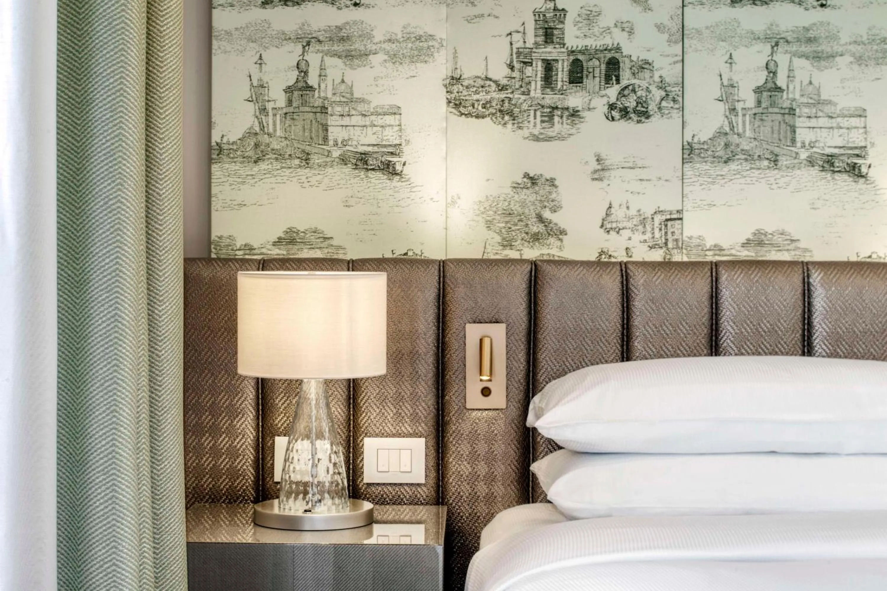 Bed in Hilton Molino Stucky Venice