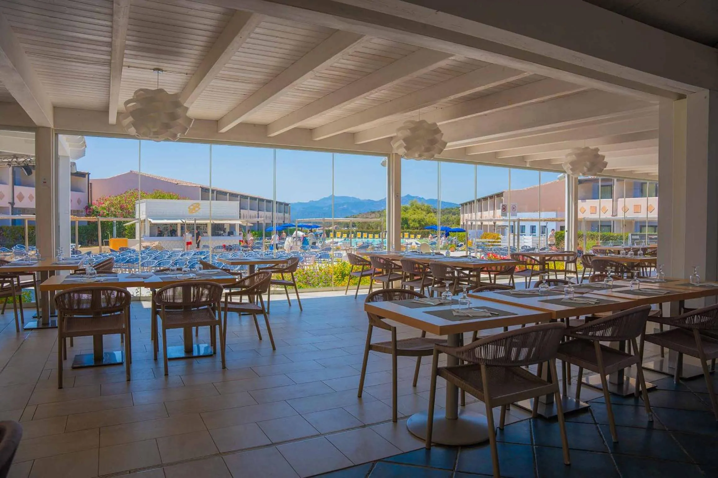 Restaurant/places to eat in Hotel Baja Bianca