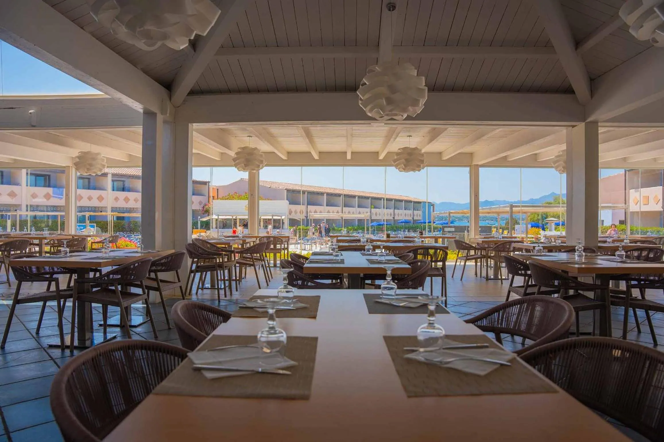 Restaurant/places to eat in Hotel Baja Bianca