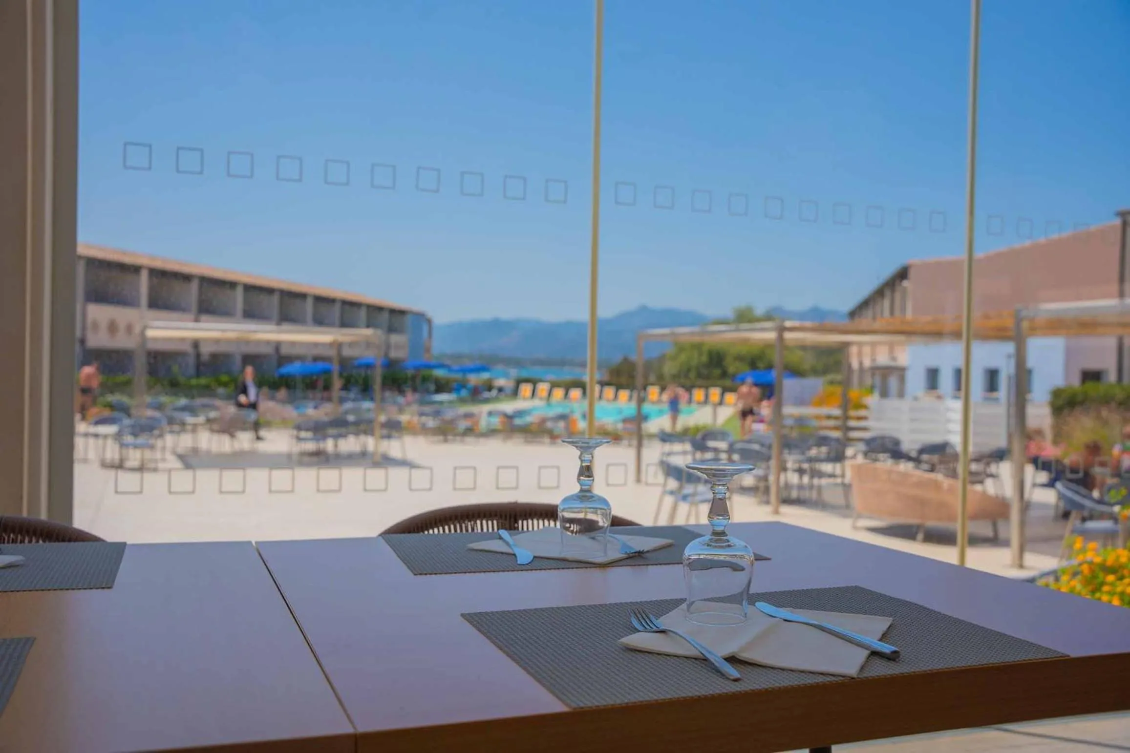 Restaurant/places to eat in Hotel Baja Bianca