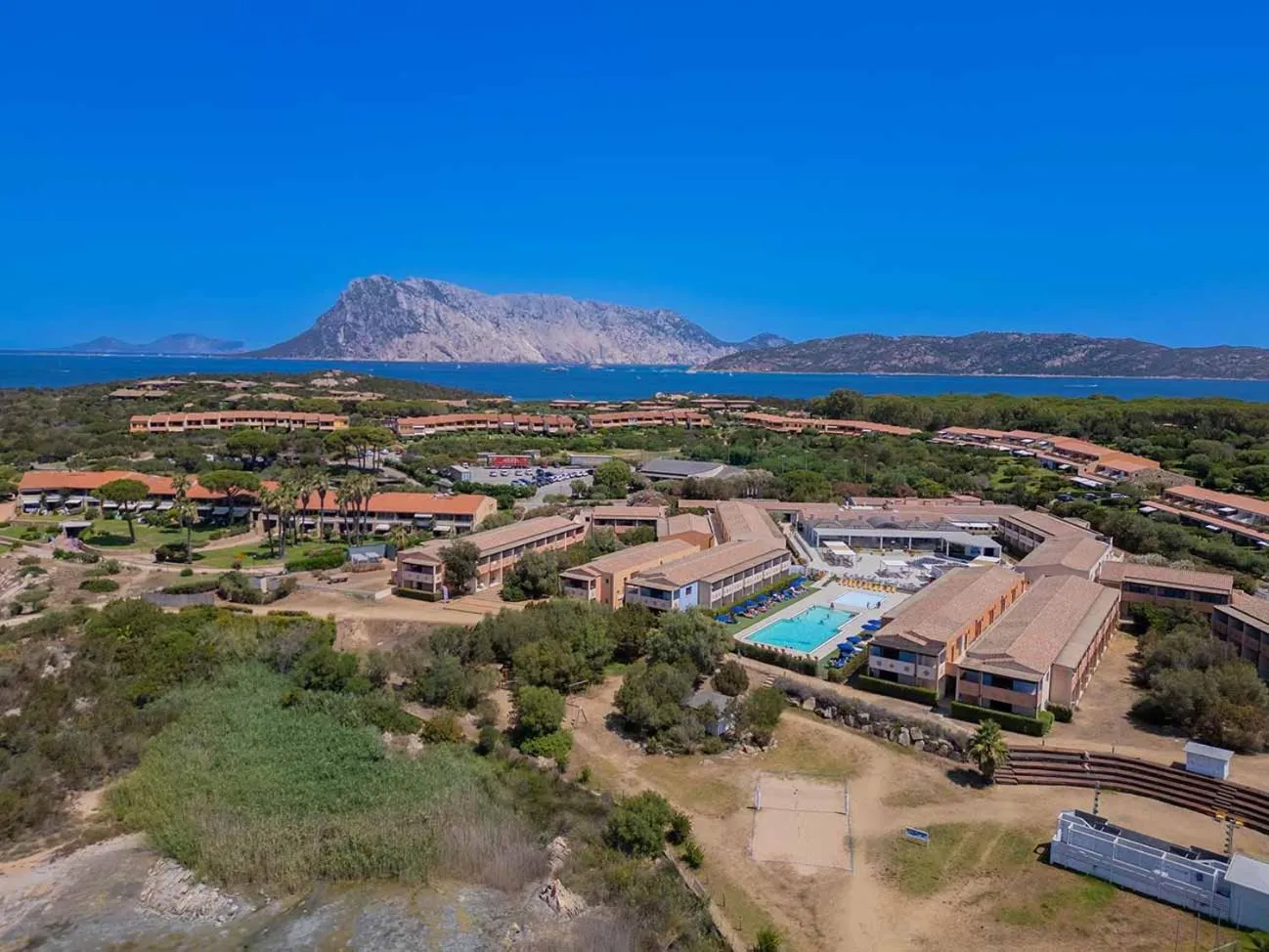 Day in Hotel Baja Bianca