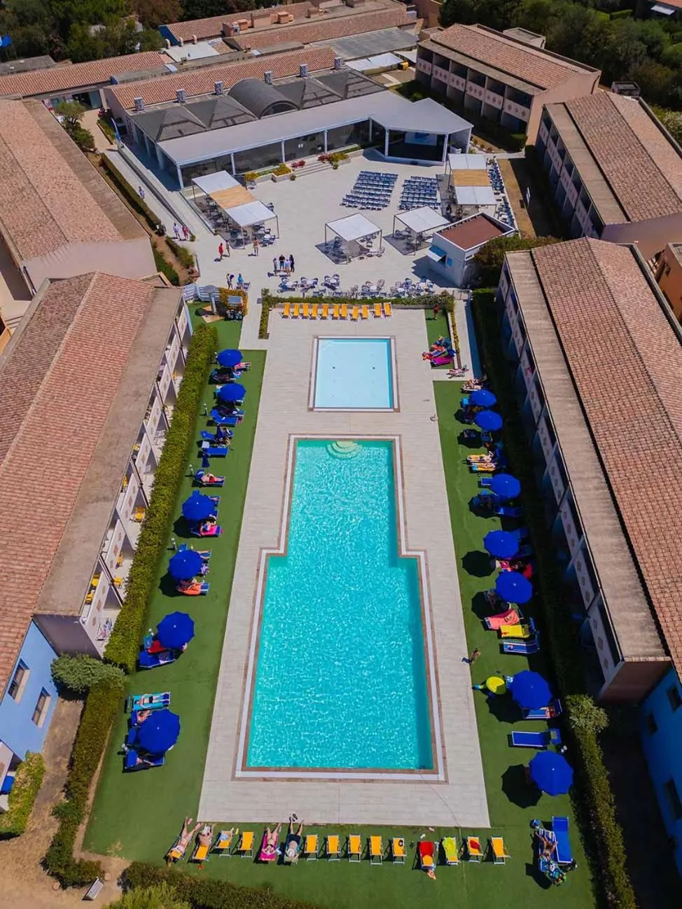 Property building in Hotel Baja Bianca