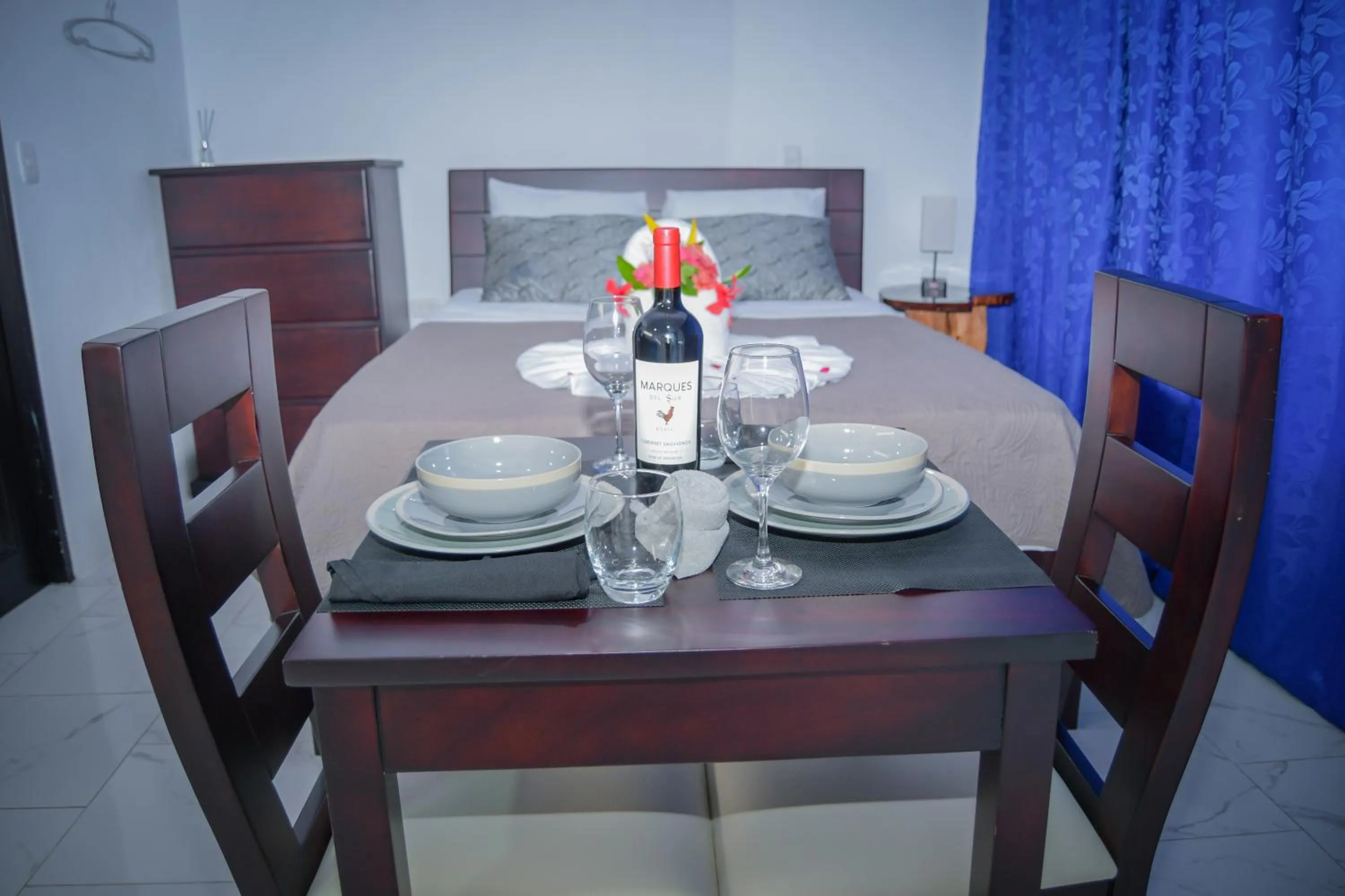 Bed in Hotel Serendipity