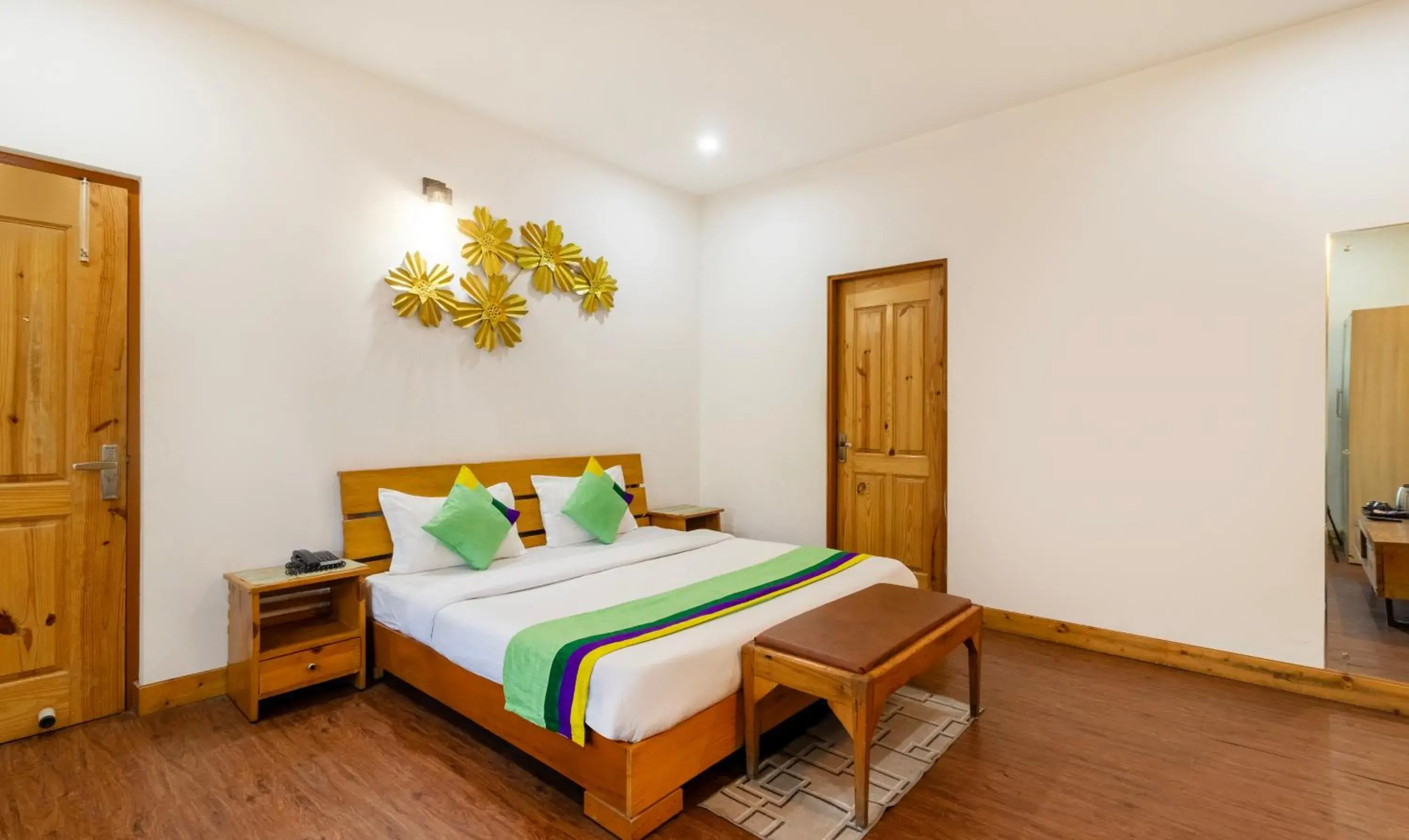 Bedroom, Bed in Treebo Vista Lago With Lake View Bedroom, Bed in Treebo Vista Lago With Lake View