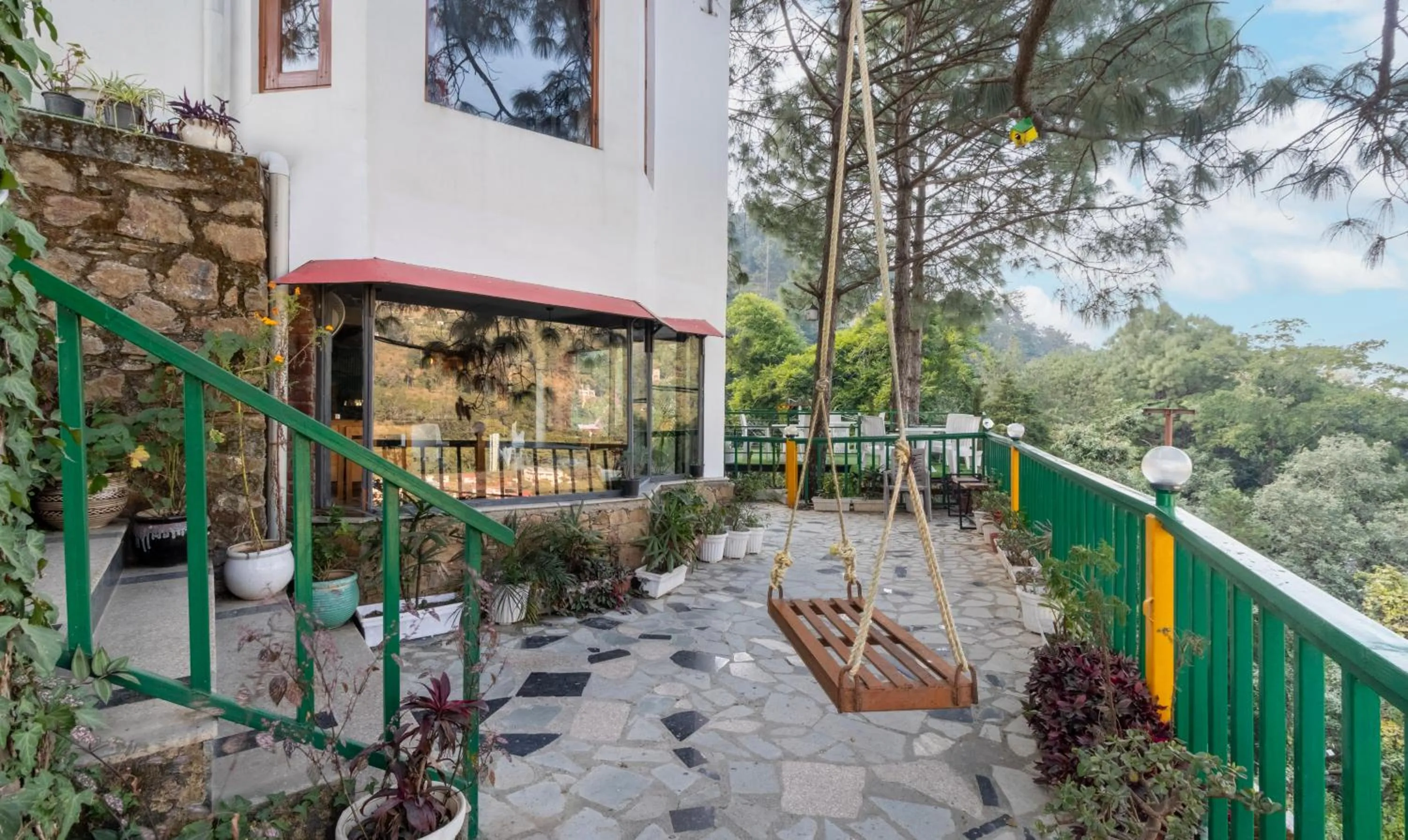 Facade/entrance in Treebo Vista Lago With Lake View