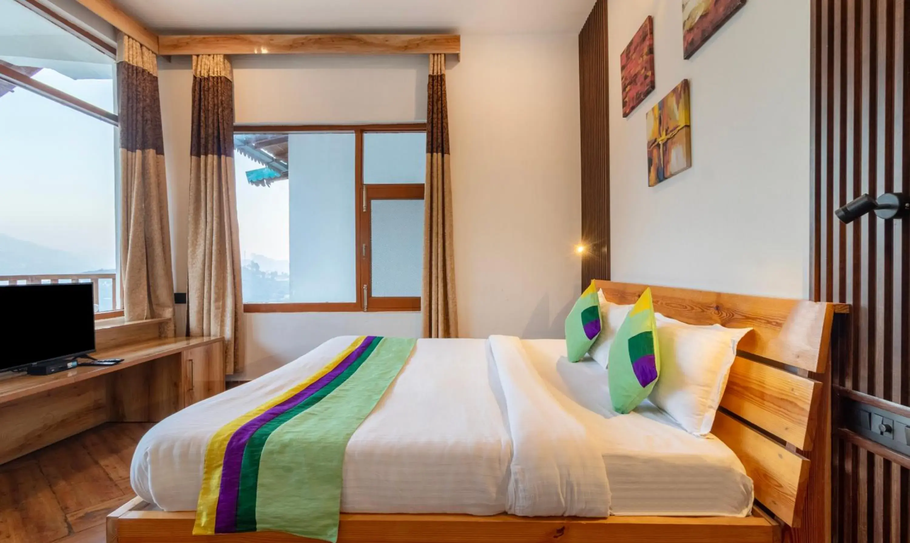 Bedroom, Bed in Treebo Vista Lago With Lake View Bedroom, Bed in Treebo Vista Lago With Lake View