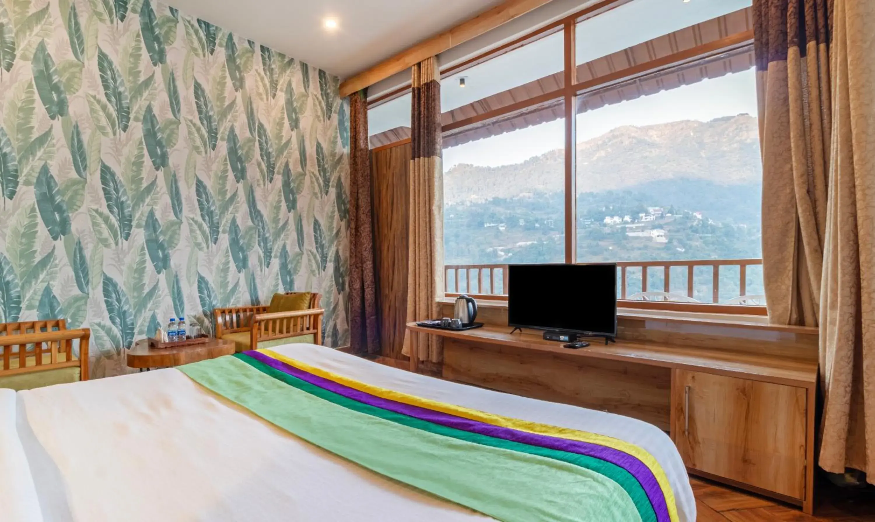 Deluxe Room with Lake View - single occupancy in Treebo Vista Lago With Lake View Deluxe Room with Lake View - single occupancy in Treebo Vista Lago With Lake View