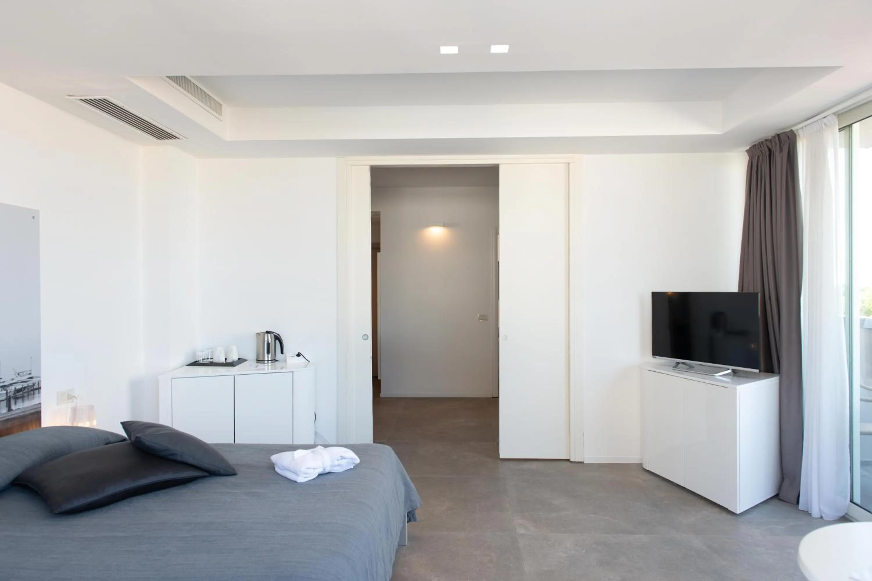 Photo of the whole room, Bed in Perla Verde Hotel