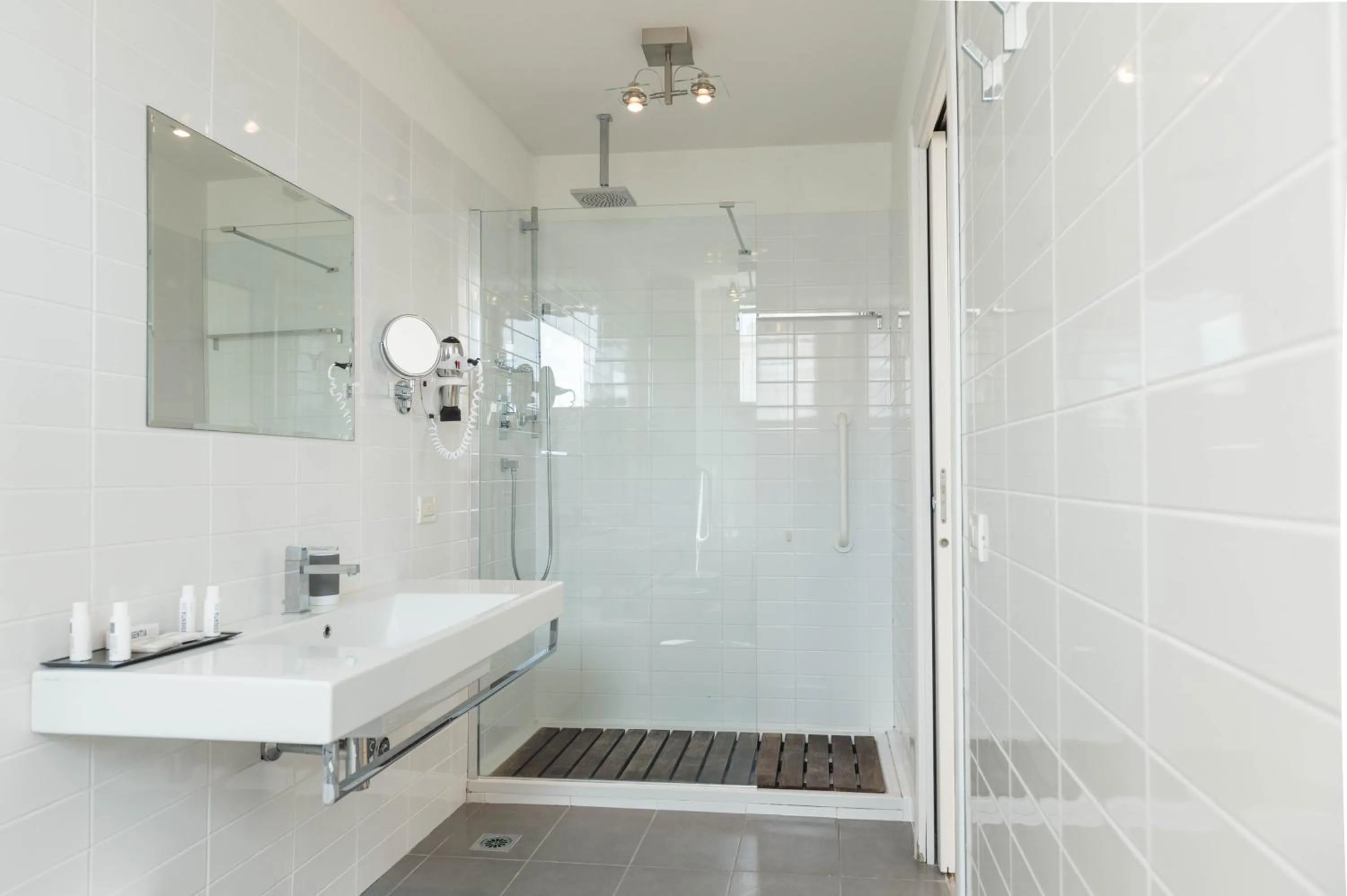 Bathroom in Perla Verde Hotel