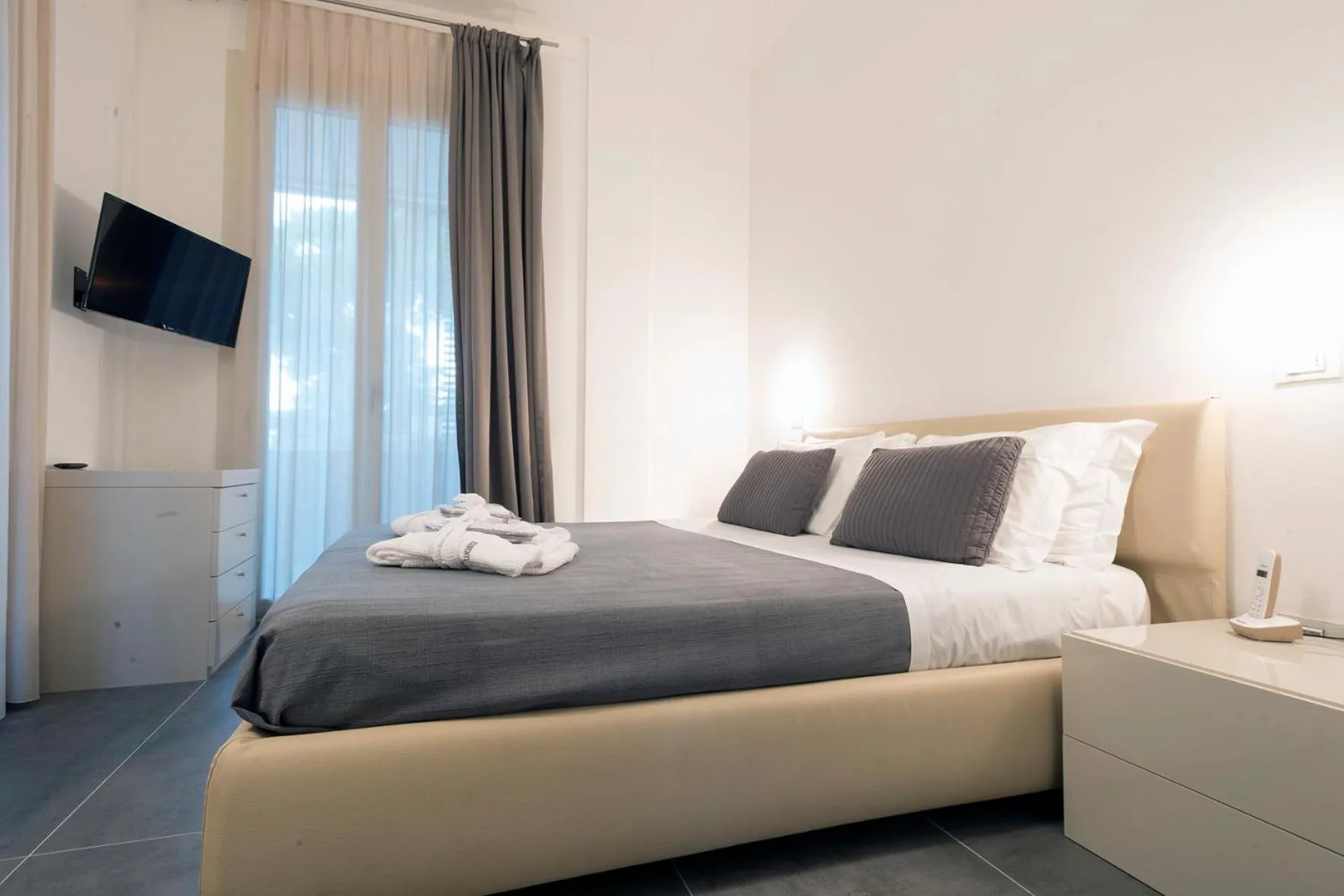 Bed in Perla Verde Hotel