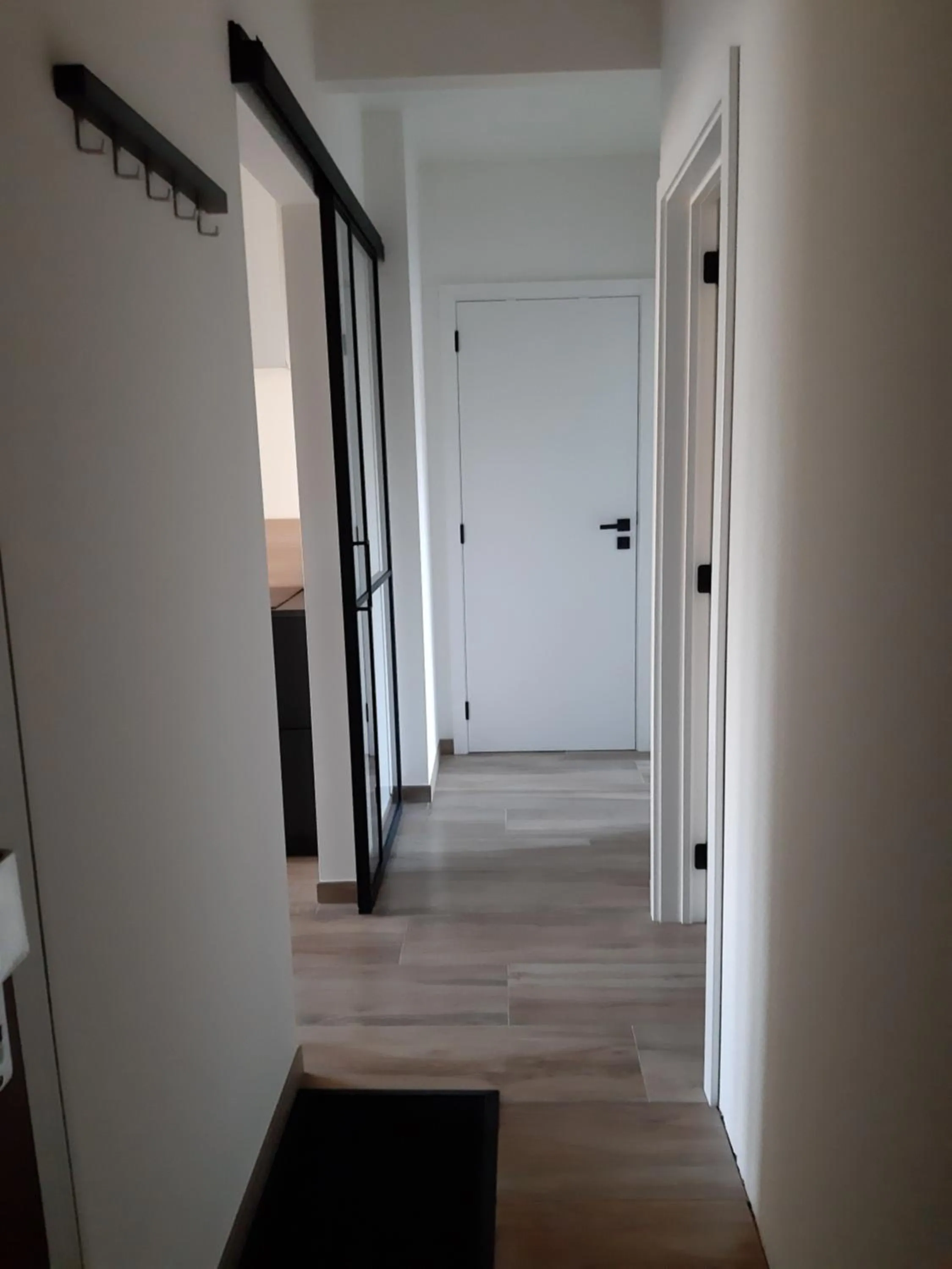 Novia - Op de zeedijk, parkeren mogelijk