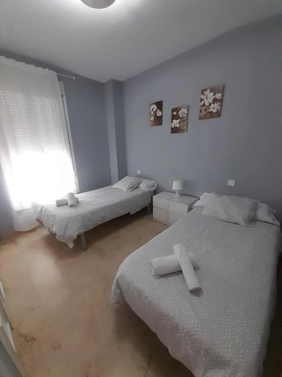Photo of the whole room, Bed in Apartamento en los Jardines de Murillo