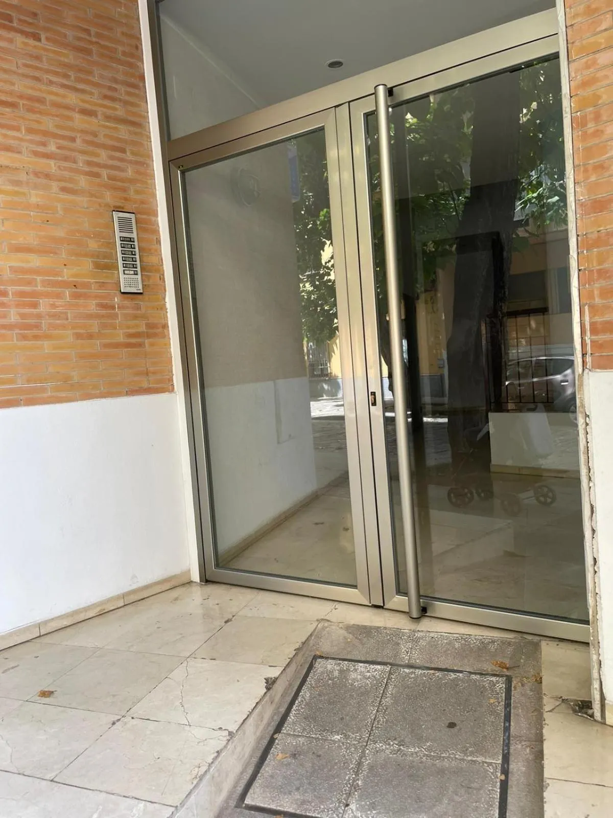 Facade/entrance in Apartamento en los Jardines de Murillo