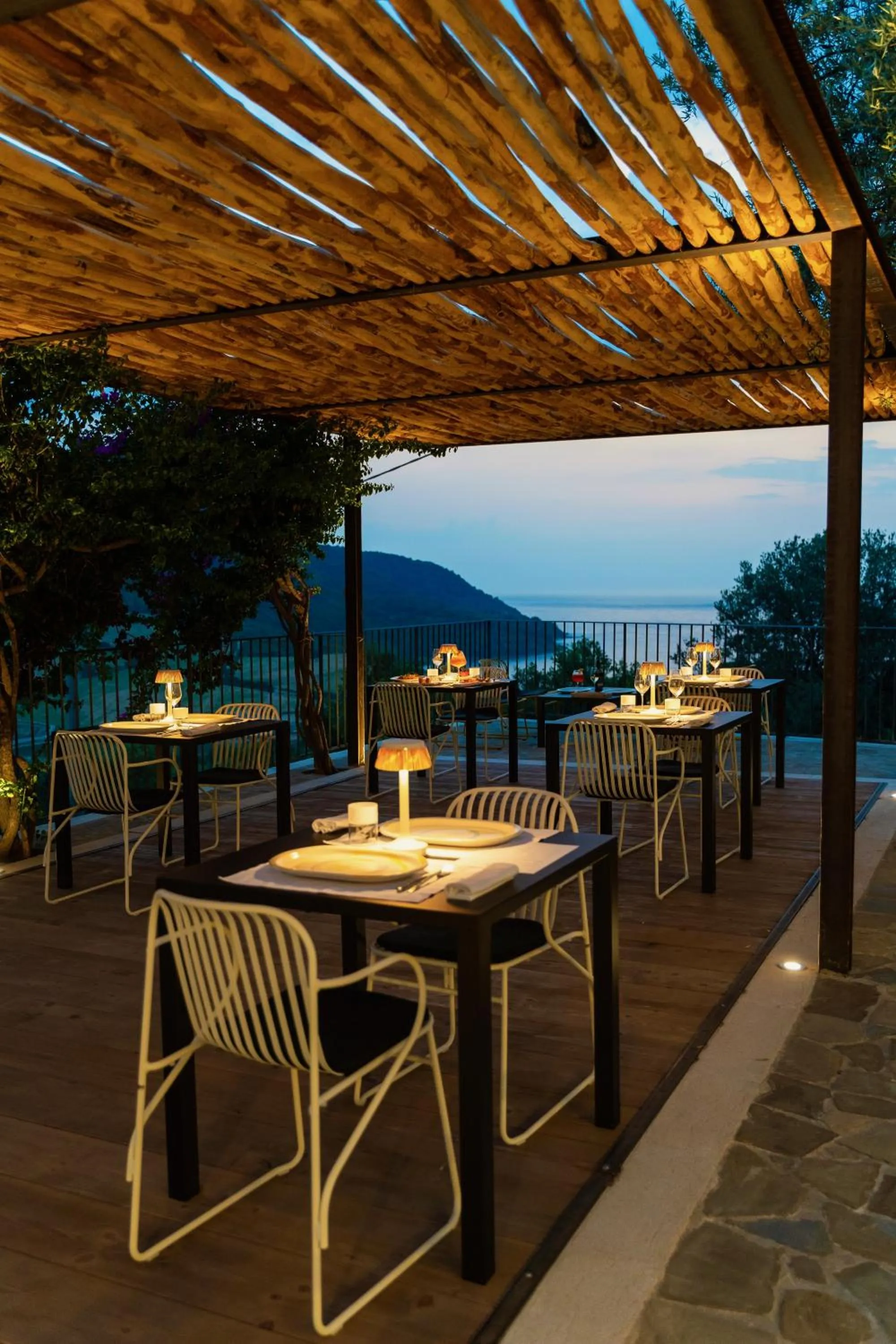 Restaurant/places to eat in B&B Baia Di Trentova