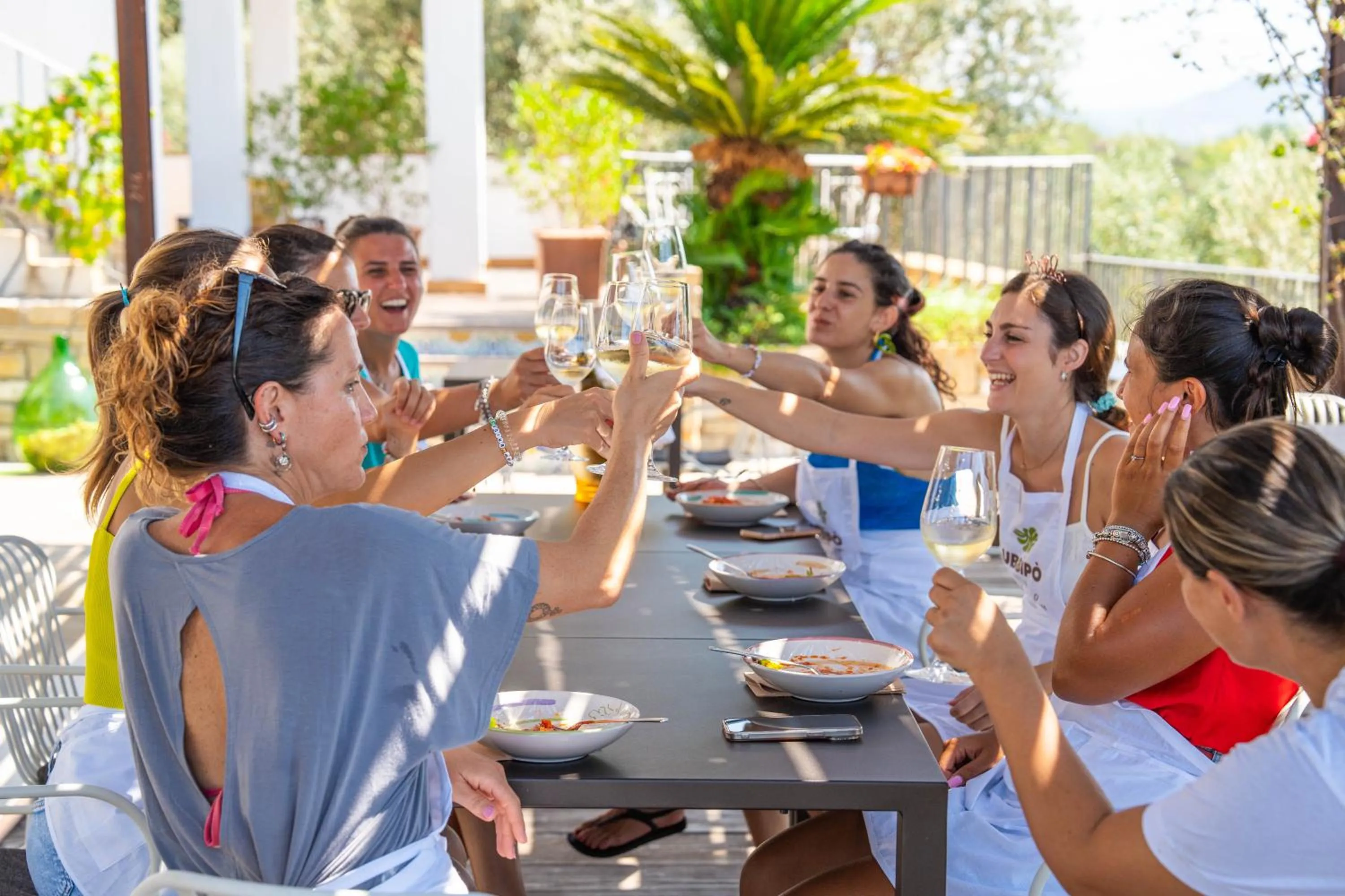 Patio in B&B Baia Di Trentova