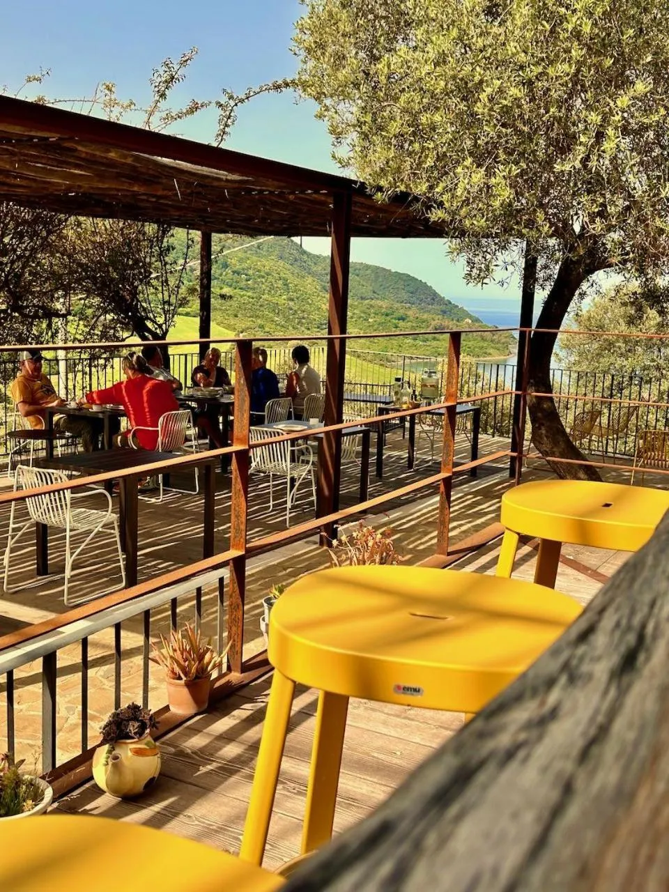 Restaurant/places to eat in B&B Baia Di Trentova