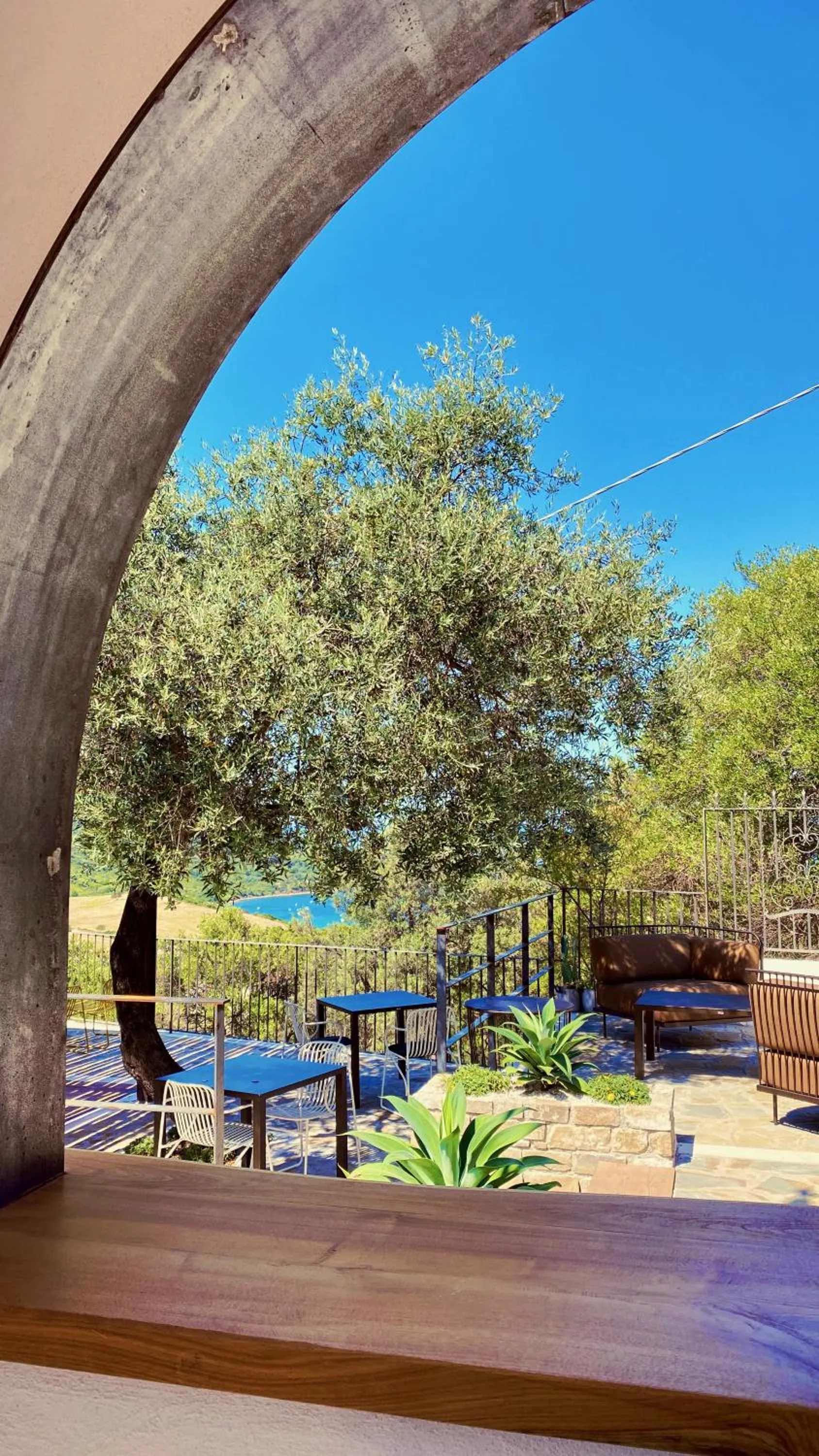 Garden in B&B Baia Di Trentova