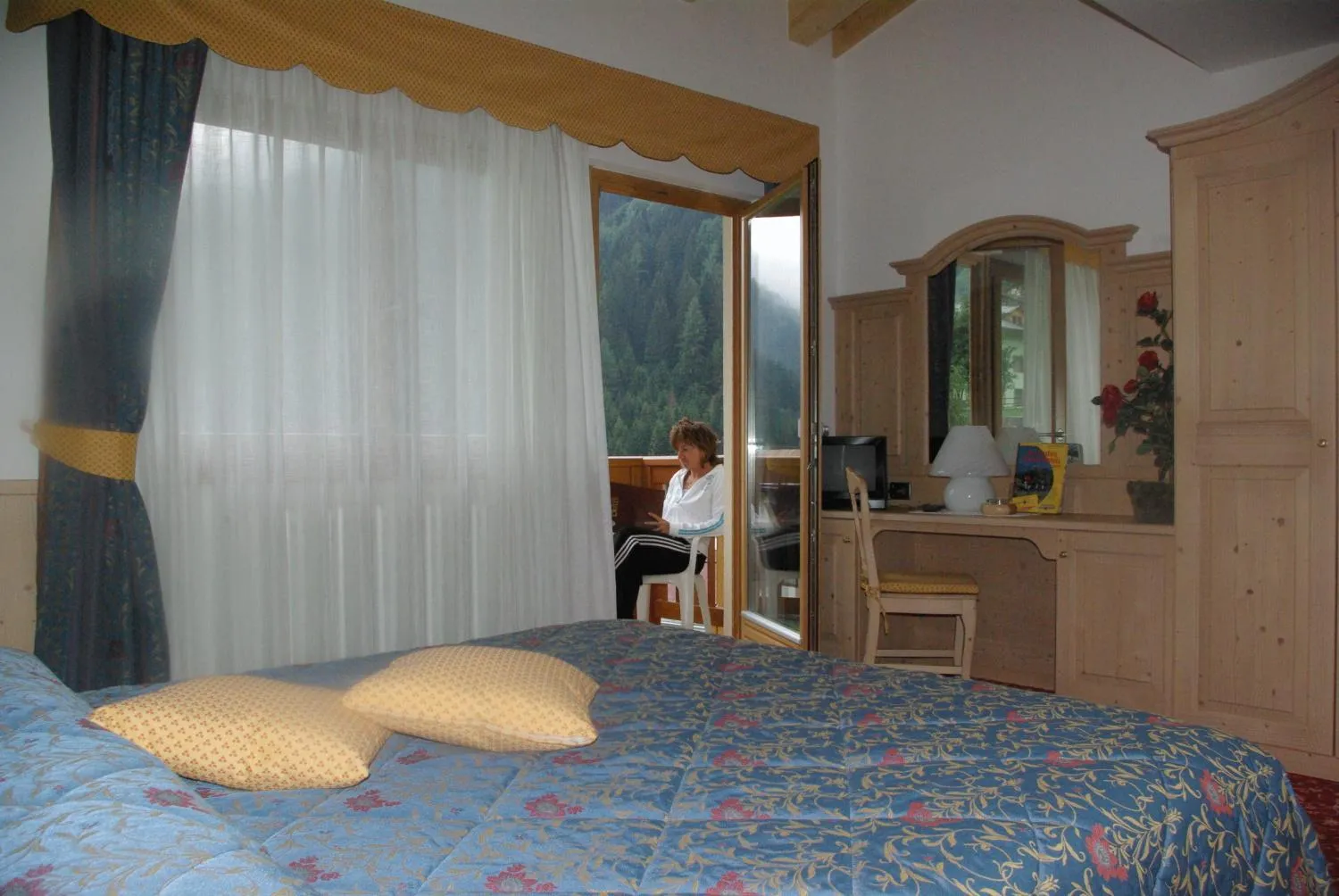 Bed in Hotel Ortles Dolomiti Walking & Spa