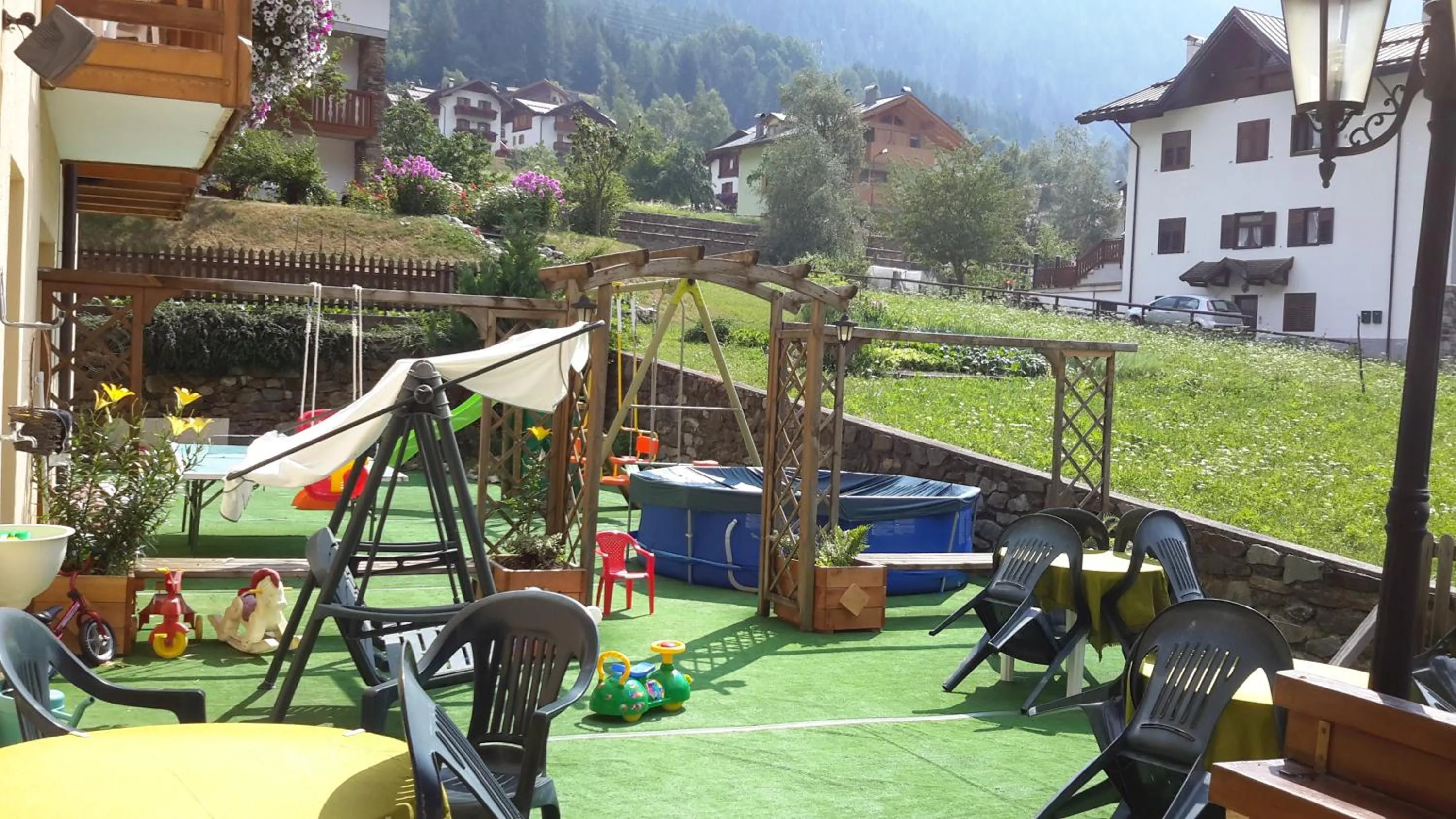 Property building in Hotel Ortles Dolomiti Walking & Spa