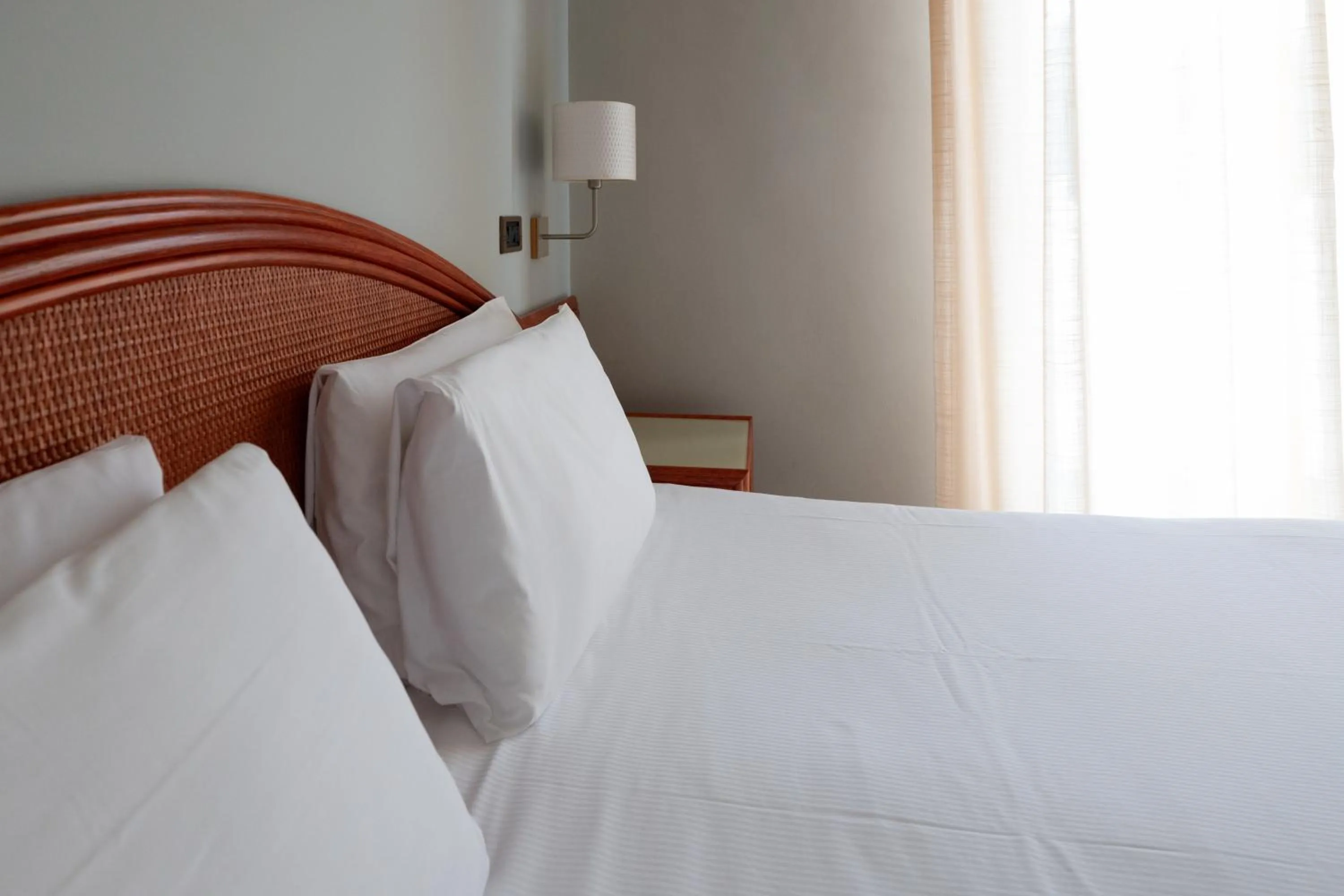 Bed in Hotel Riva Del Sole