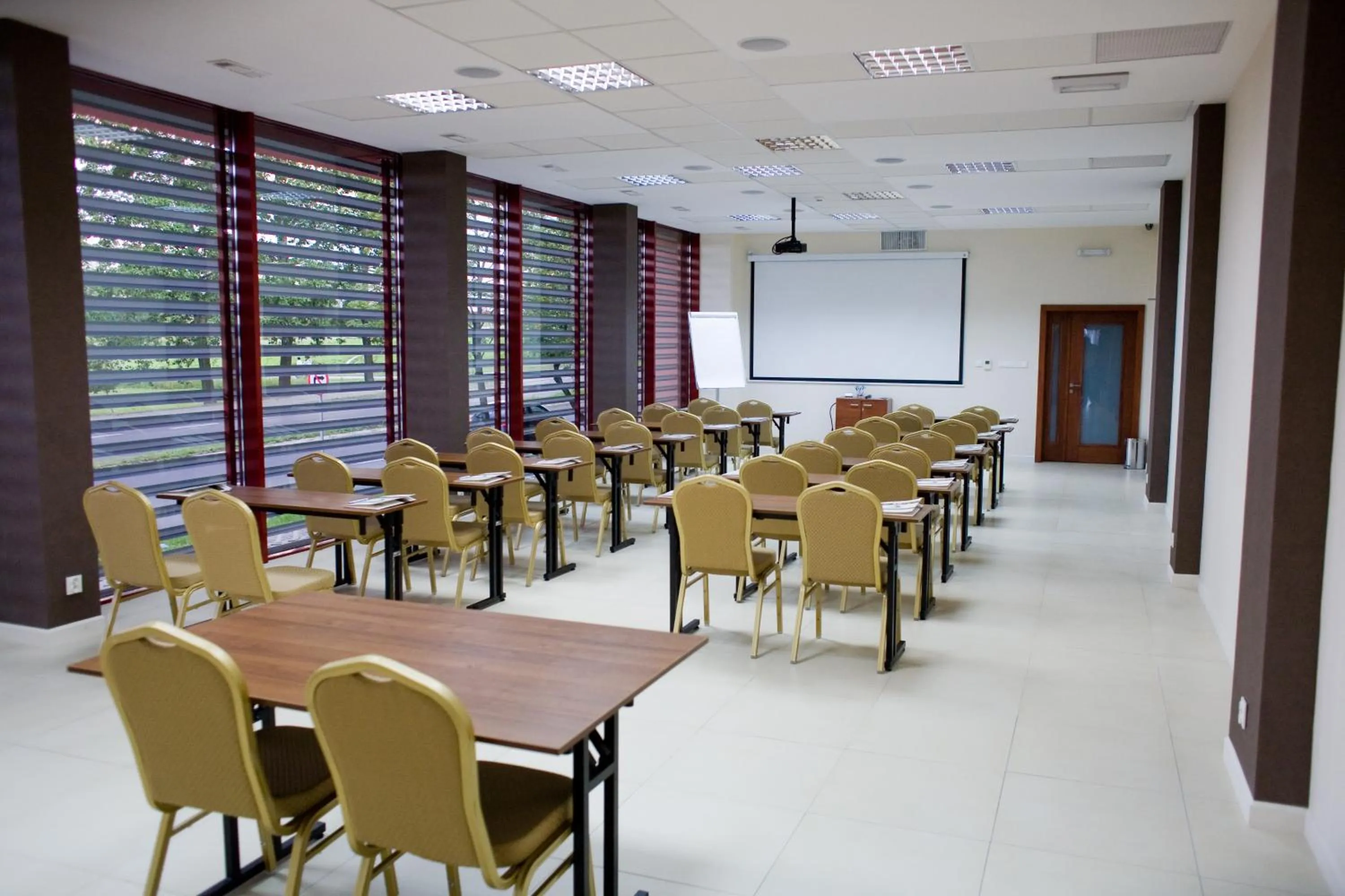 Business facilities in Hotel&Spa Kameleon