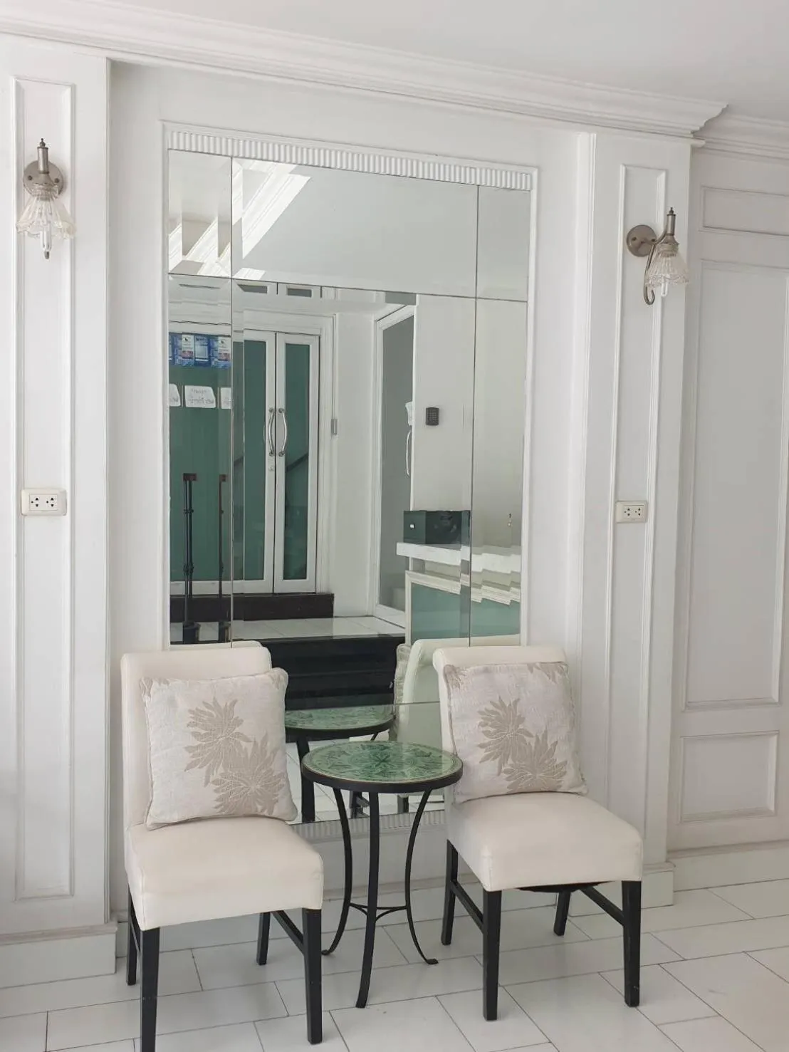 Property building in Aora Boutique Hotel Sutthisan