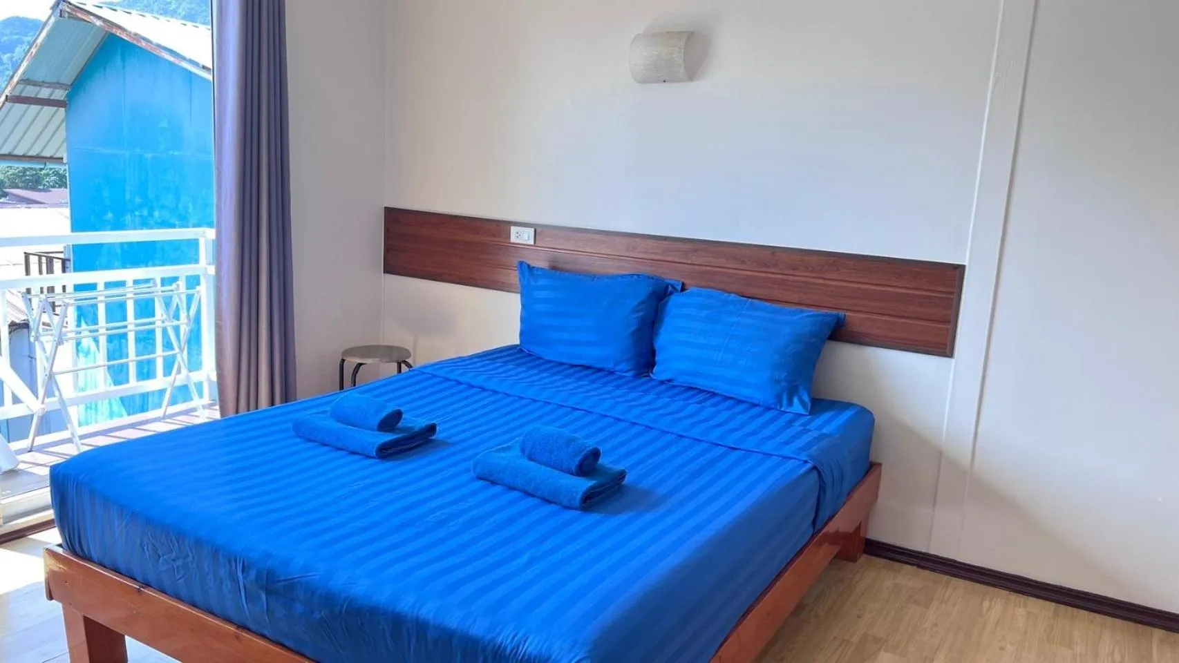 Bed in Blue View House Phi Phi