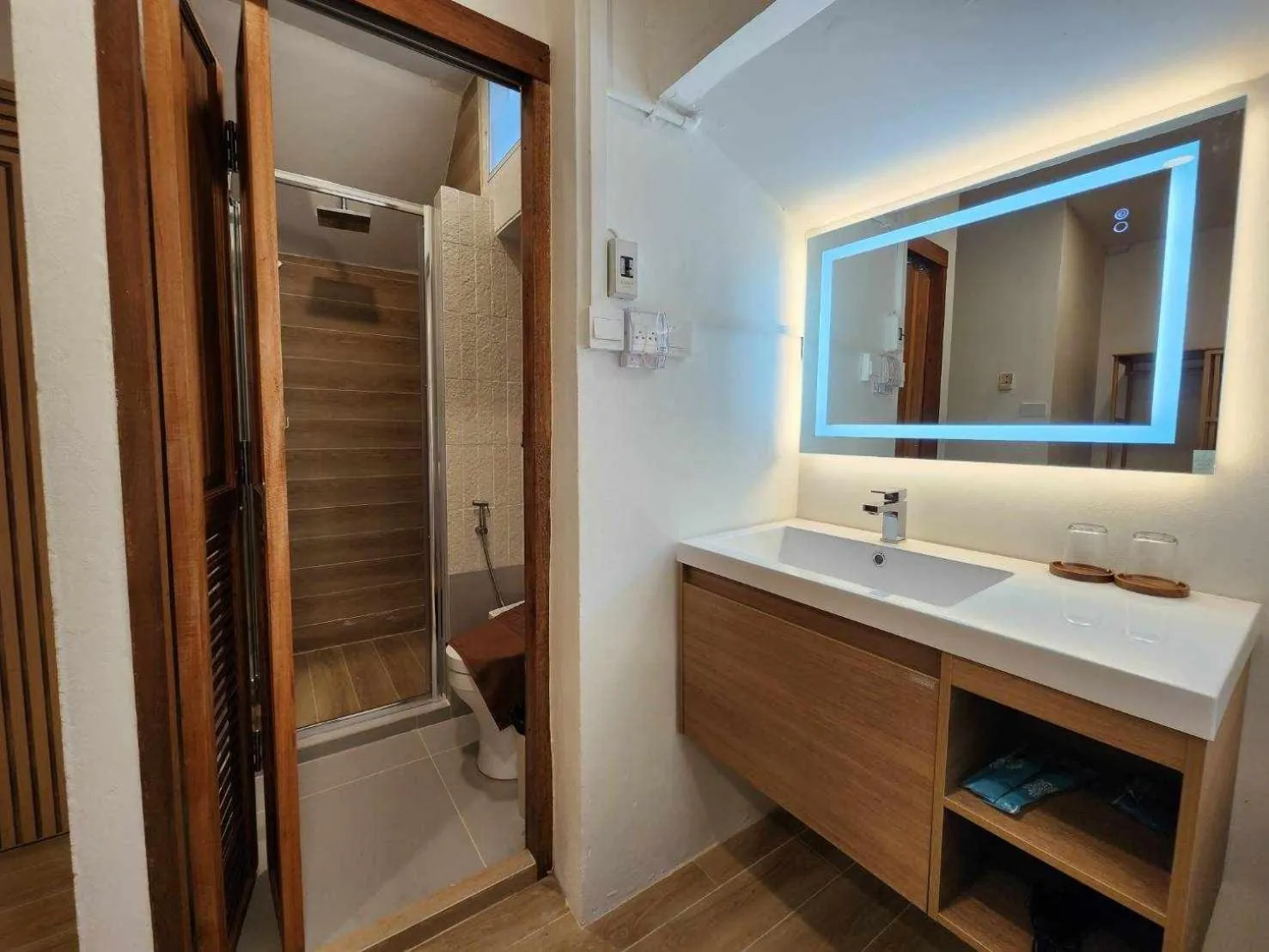 Bathroom in Lo-Ha Guest house, Contactless Check-in