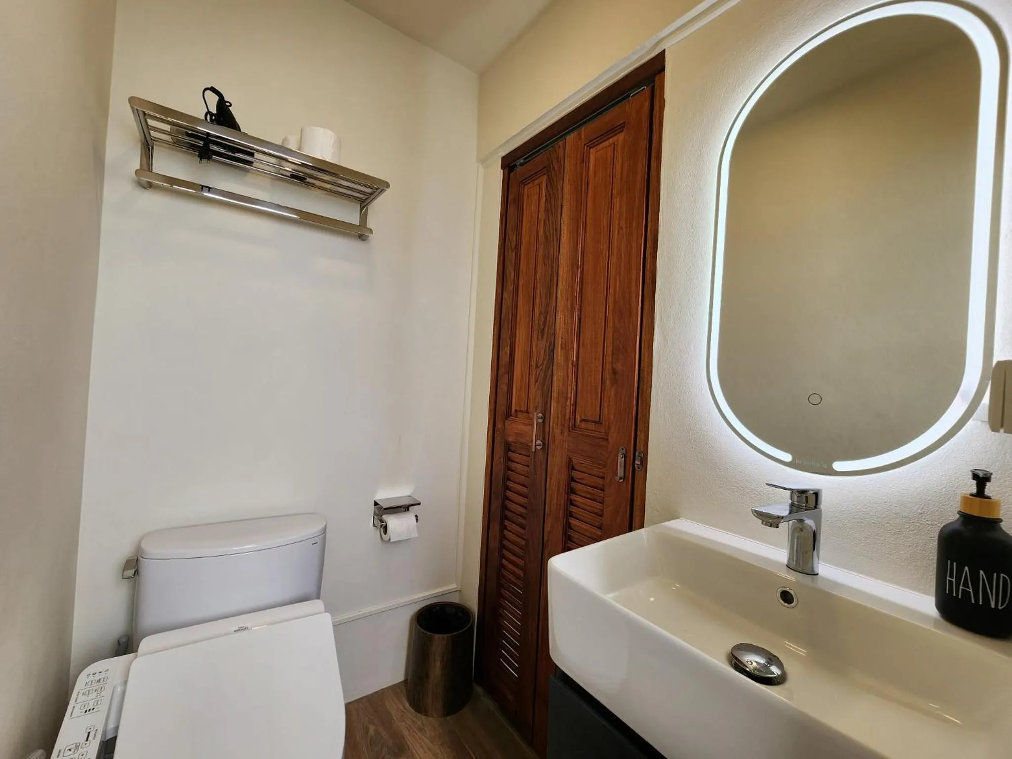 Bathroom in Lo-Ha Guest house, Contactless Check-in