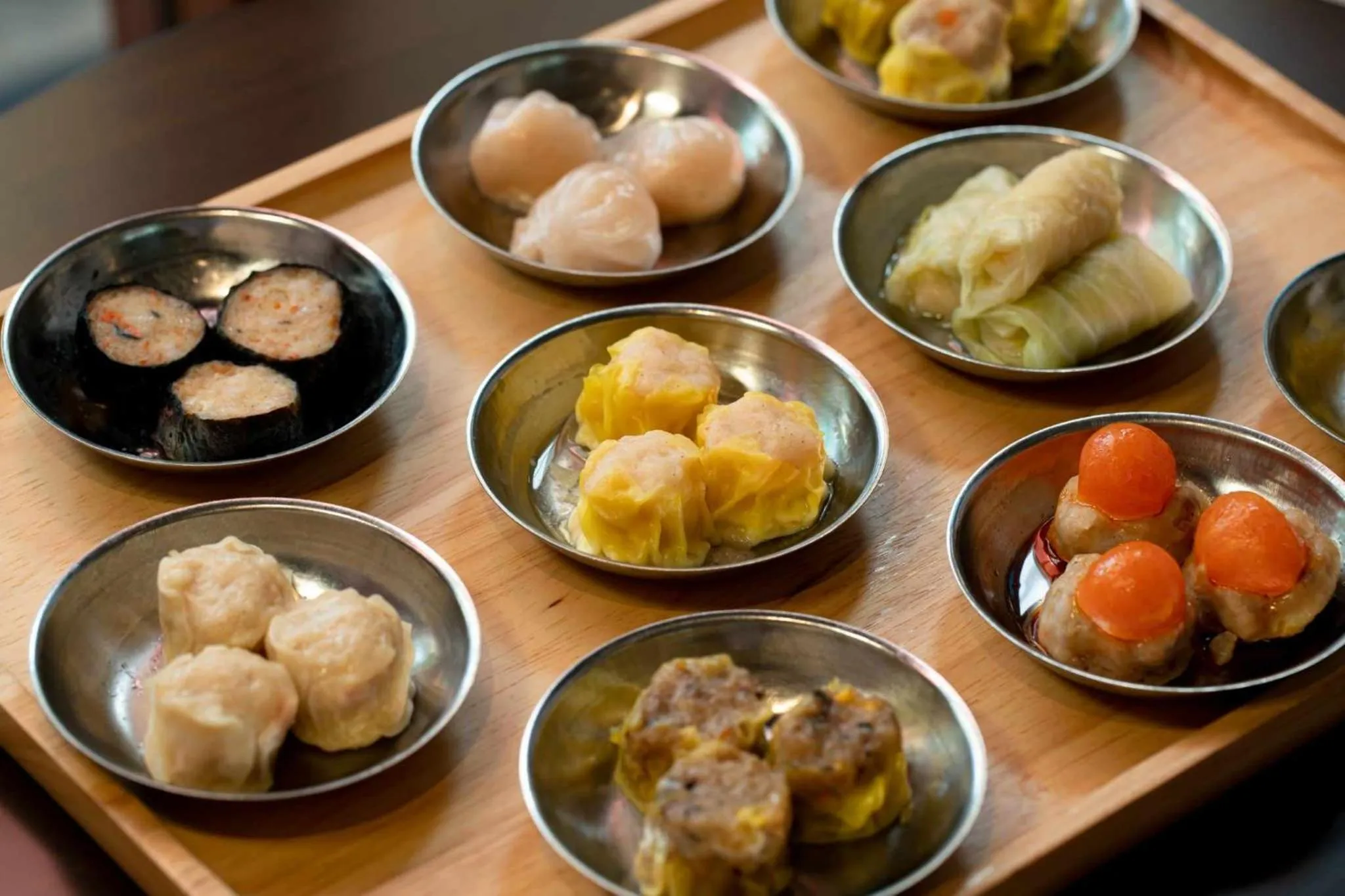 Restaurant/places to eat in Lo-Ha Guest house, Contactless Check-in