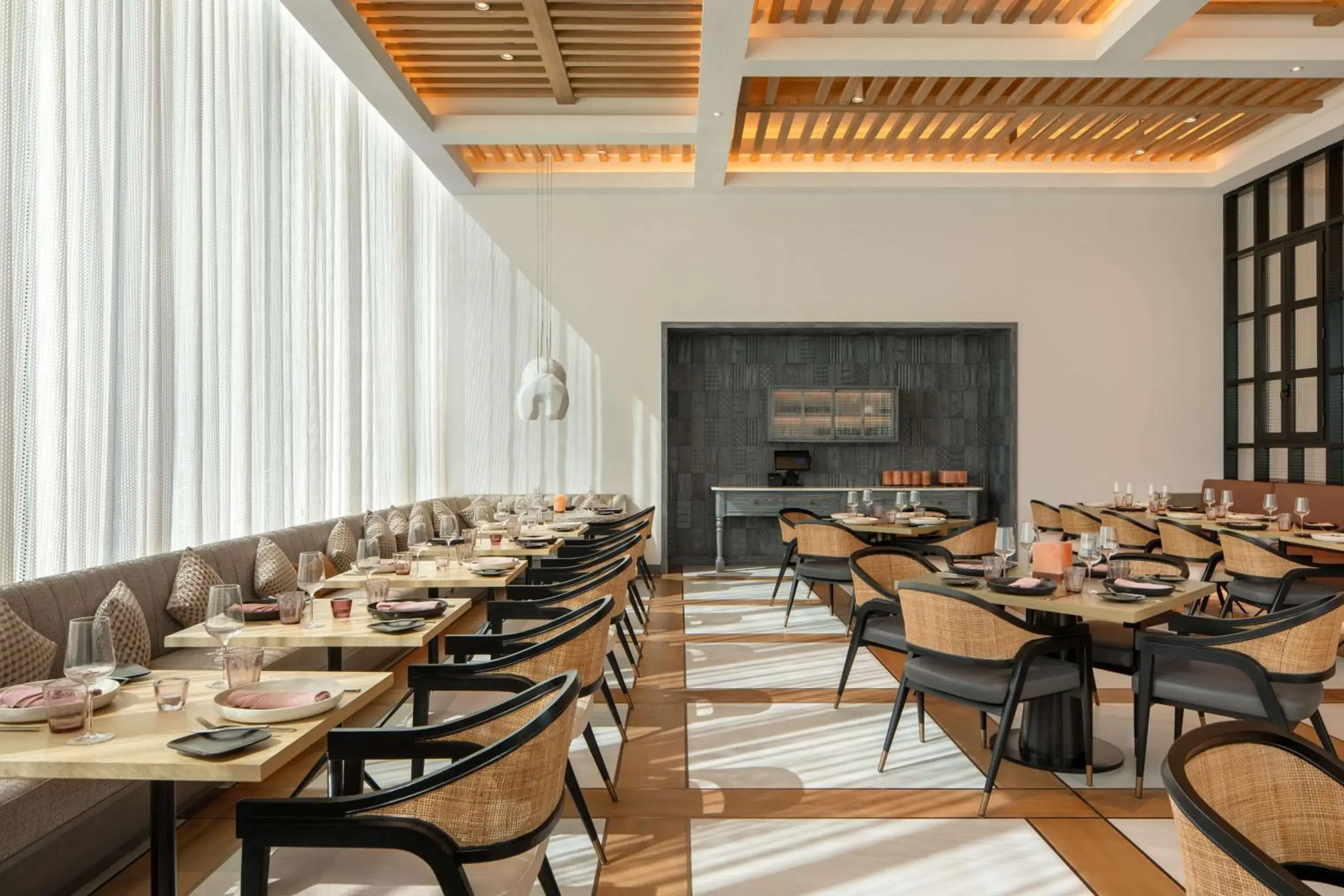 Restaurant/places to eat in Andaz Doha, by Hyatt Restaurant/places to eat in Andaz Doha, by Hyatt