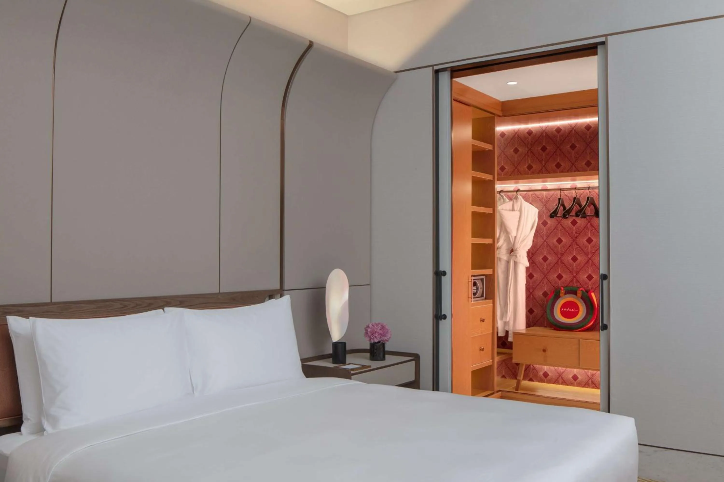 Photo of the whole room, Bed in Andaz Doha, by Hyatt