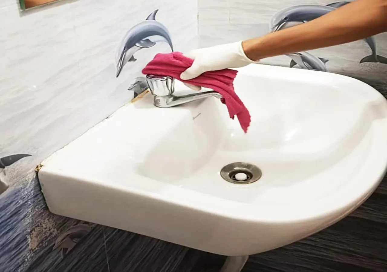 Bathroom in THE GREENSTAR INN PREMIUM