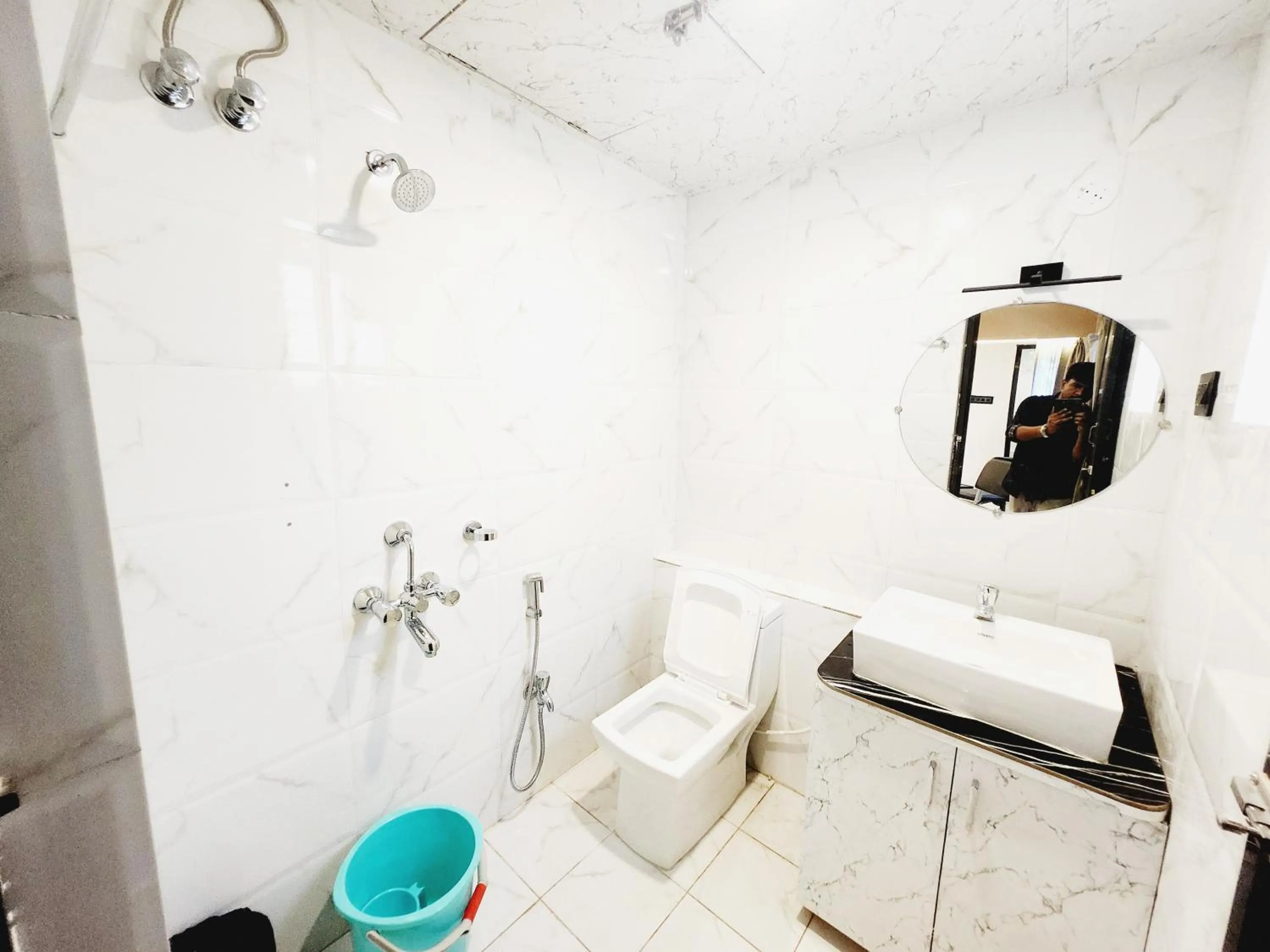 THE GREENSTAR INN PREMIUM