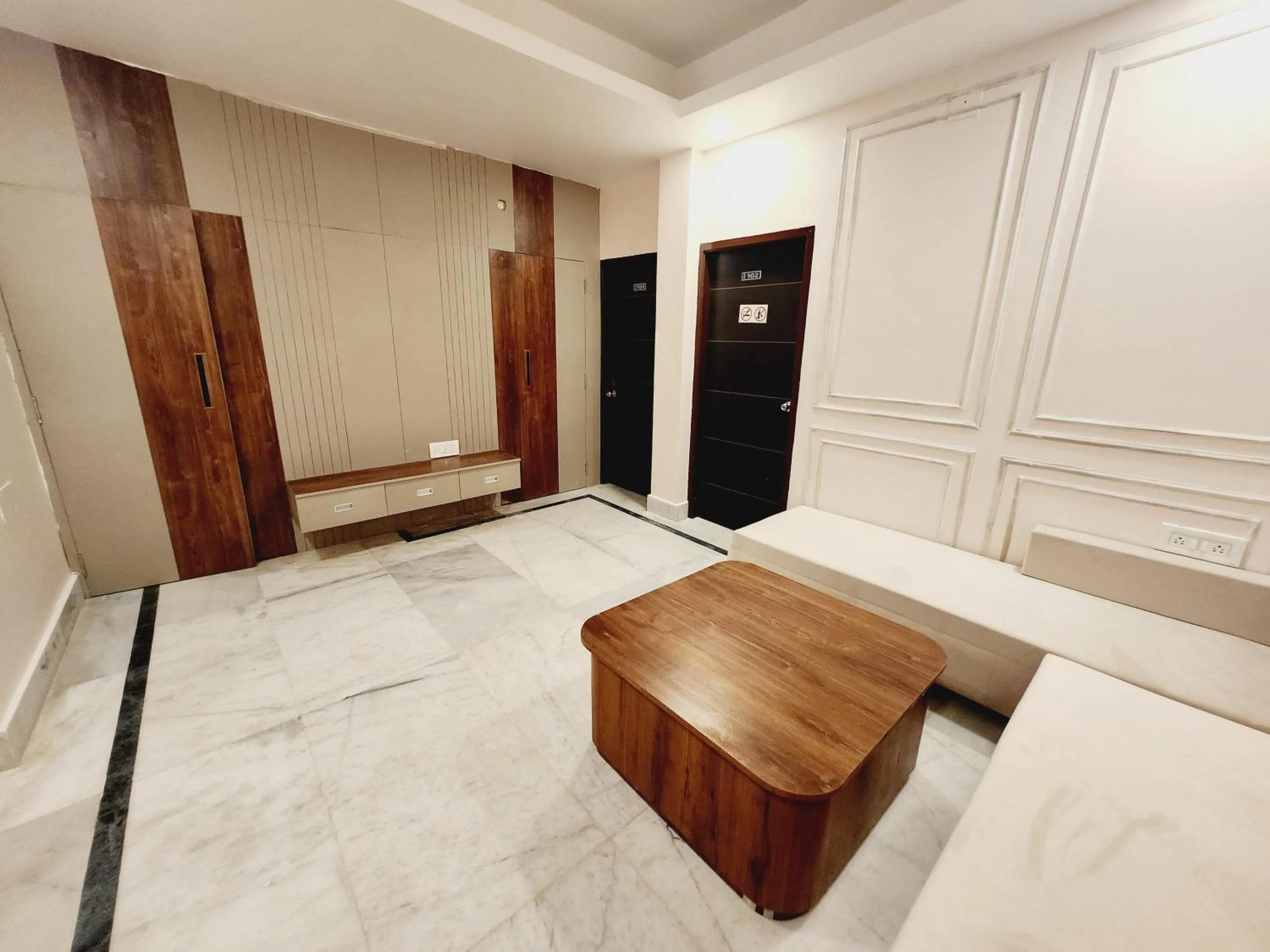 Bed in THE GREENSTAR INN PREMIUM