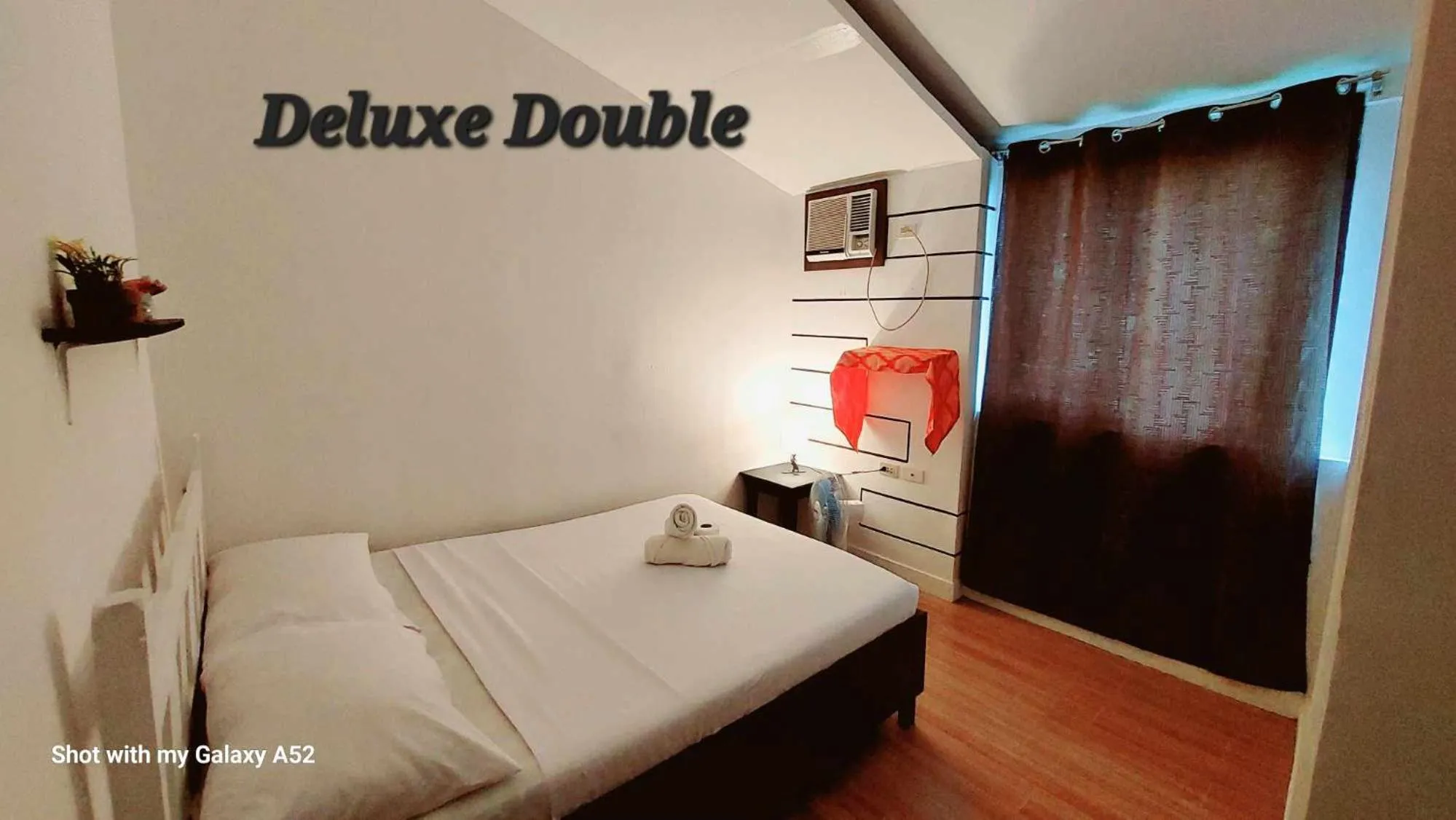 Bed in Island Hop Inn