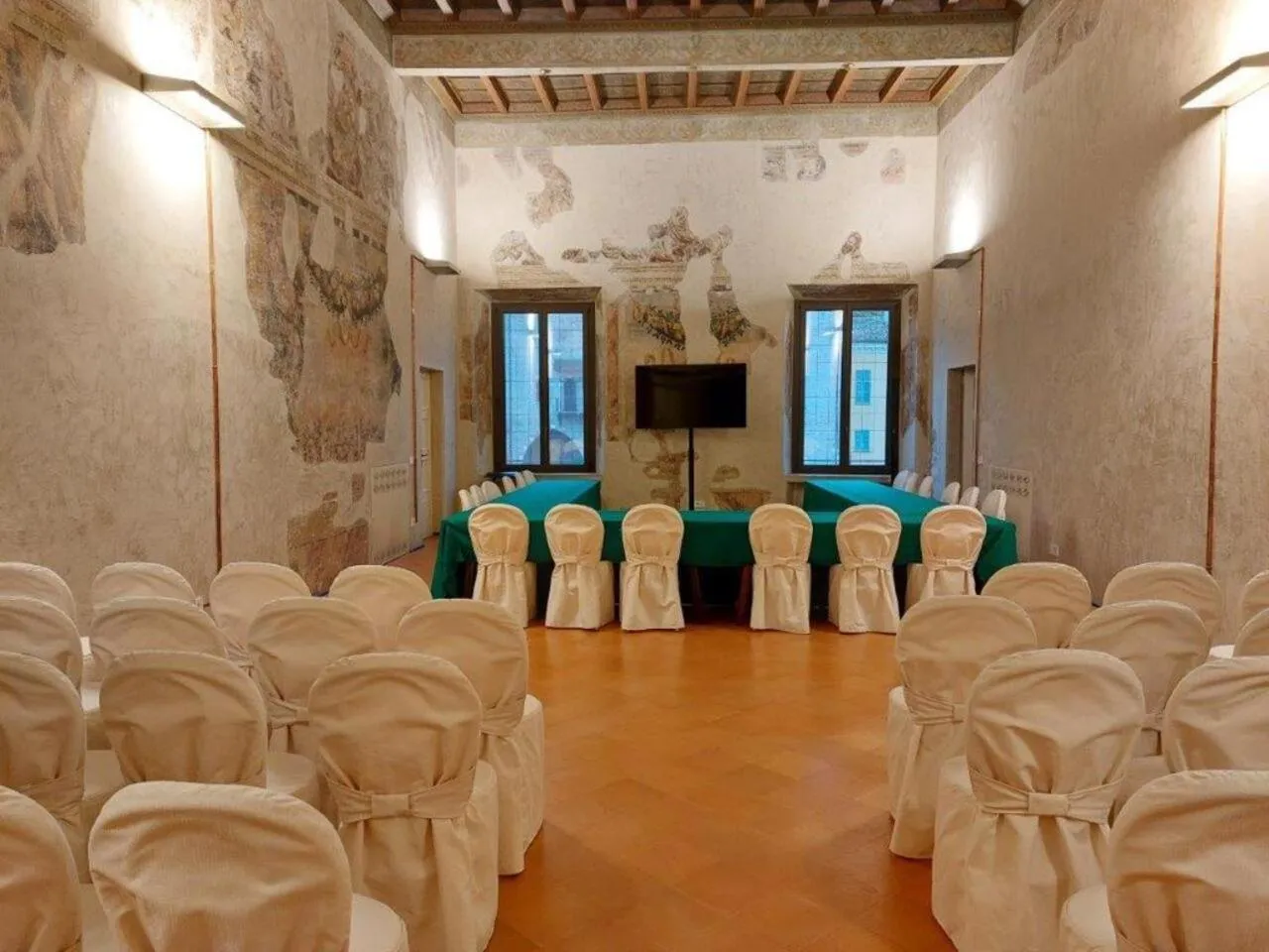 Meeting/conference room in Cà Uberti Palace Hotel, MantegnaHotels