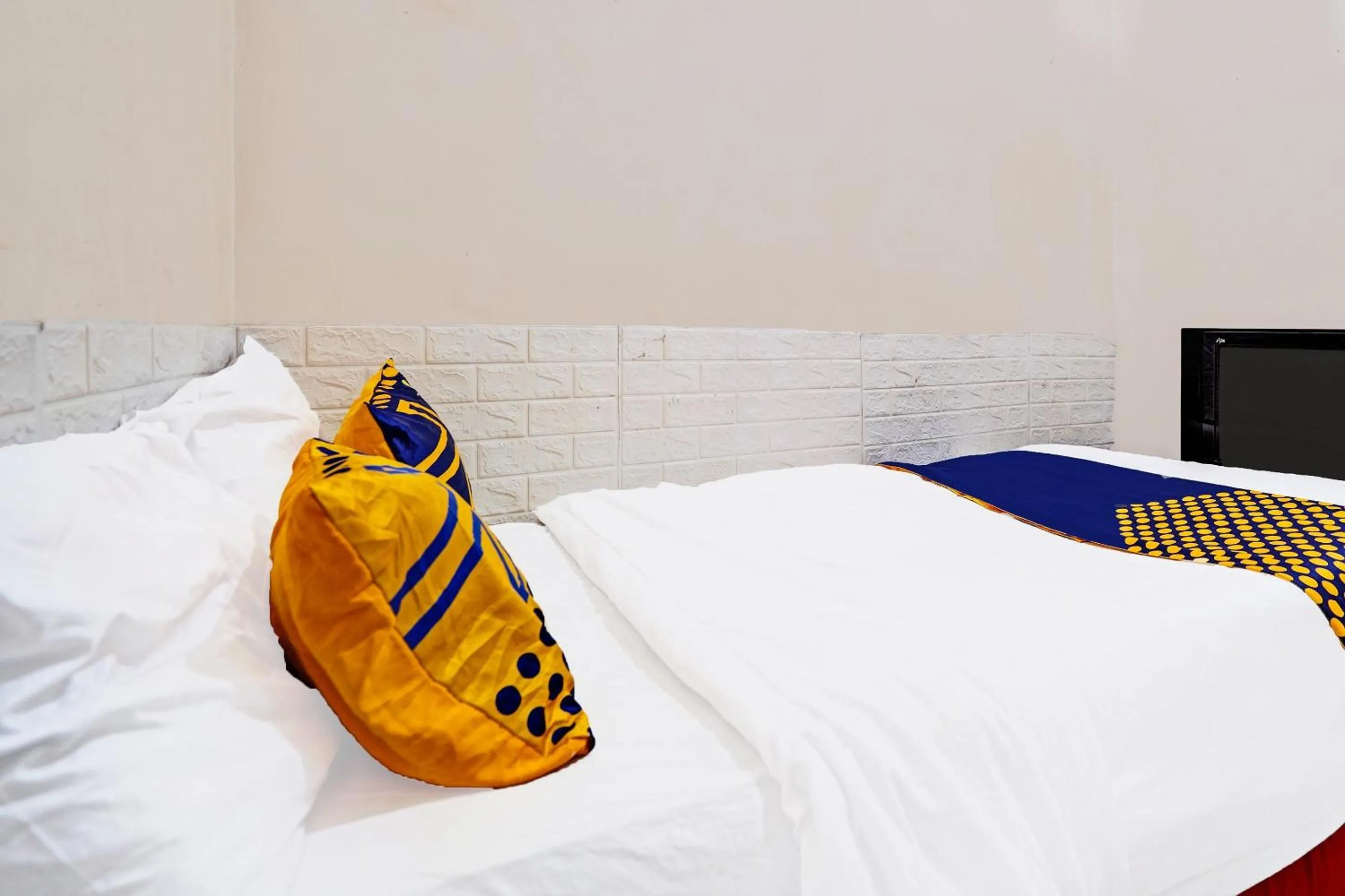 Bedroom, Bed in OYO Life 91589 Bunda Homestay Syariah