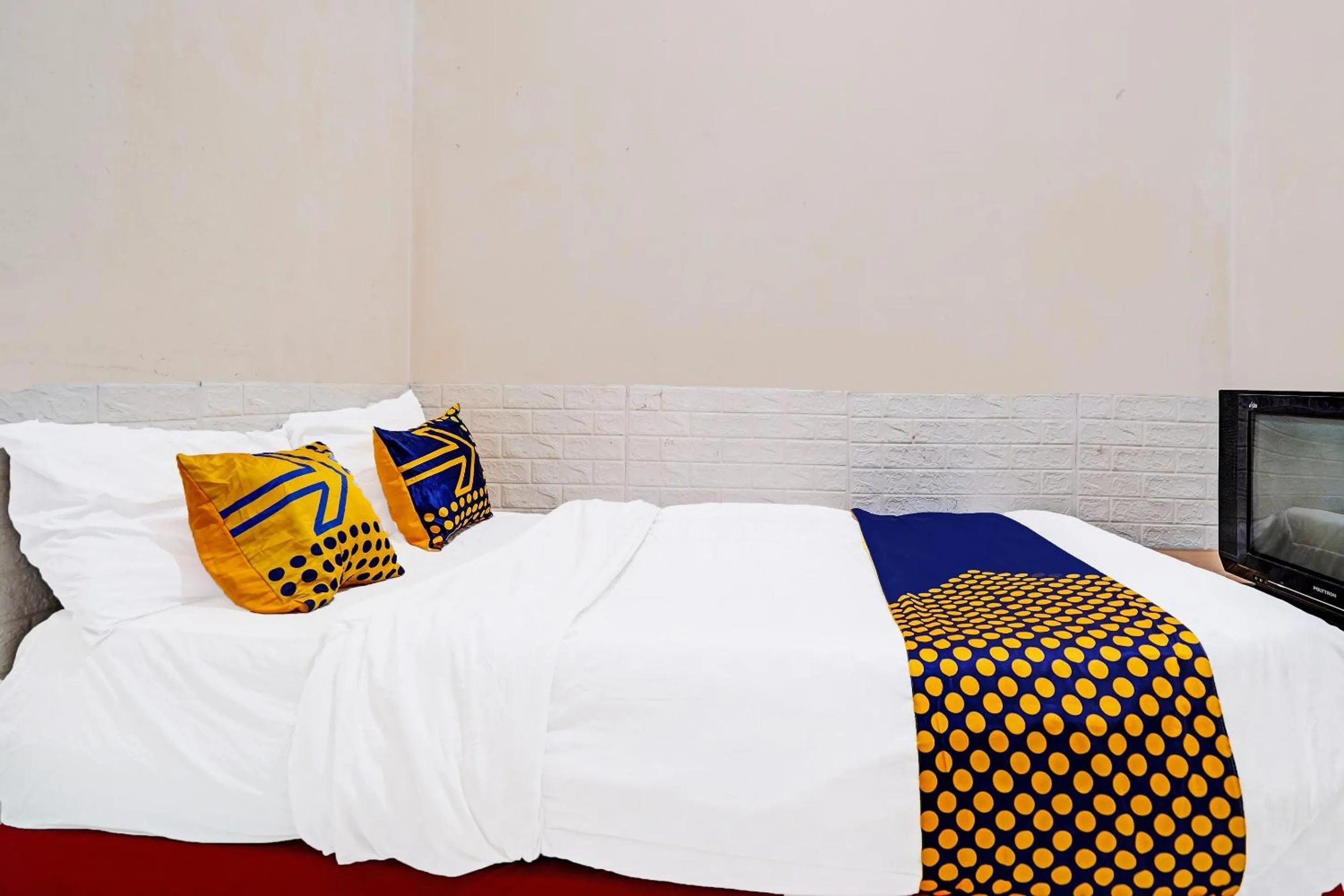 Bedroom, Bed in OYO Life 91589 Bunda Homestay Syariah