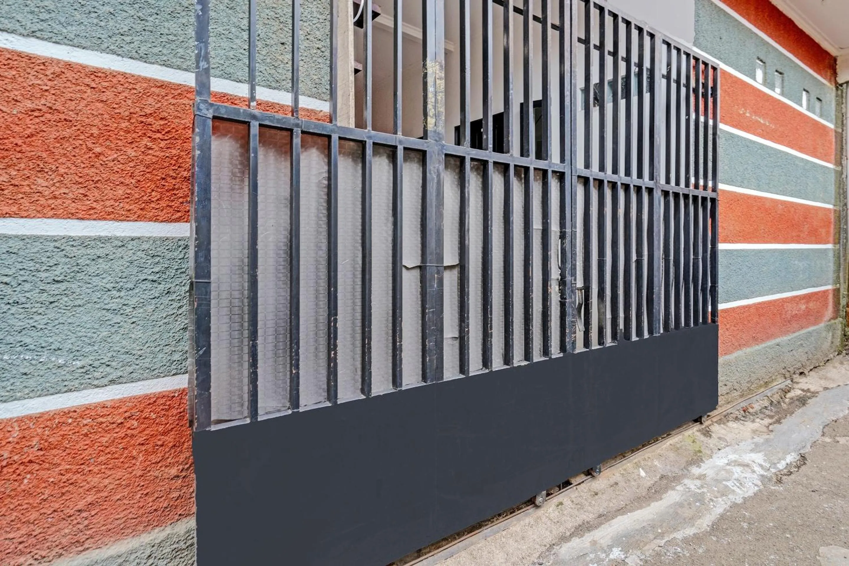 Facade/entrance in OYO Life 91589 Bunda Homestay Syariah