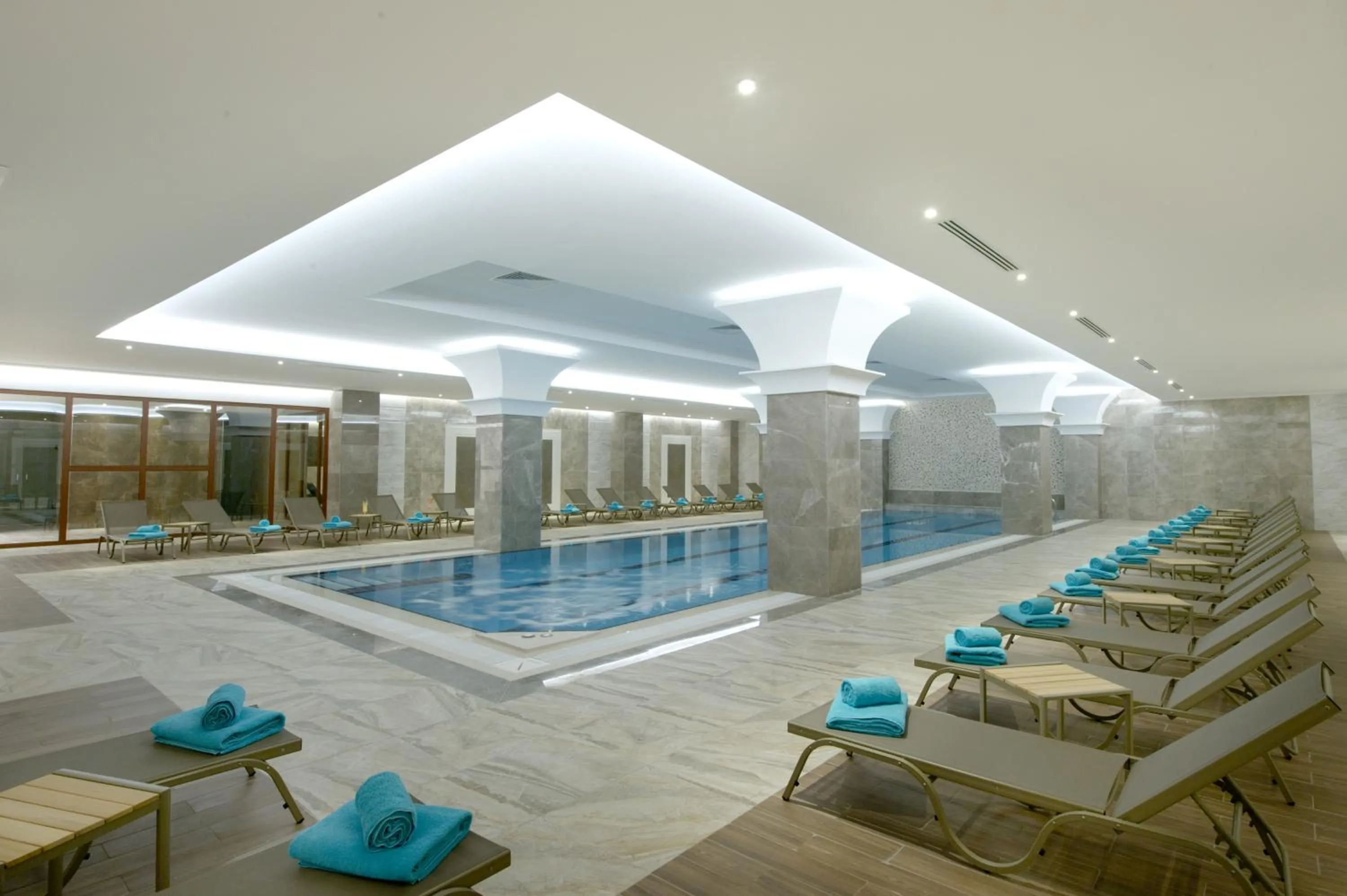 Swimming pool in ALUSSO THERMAL HOTEL SPA