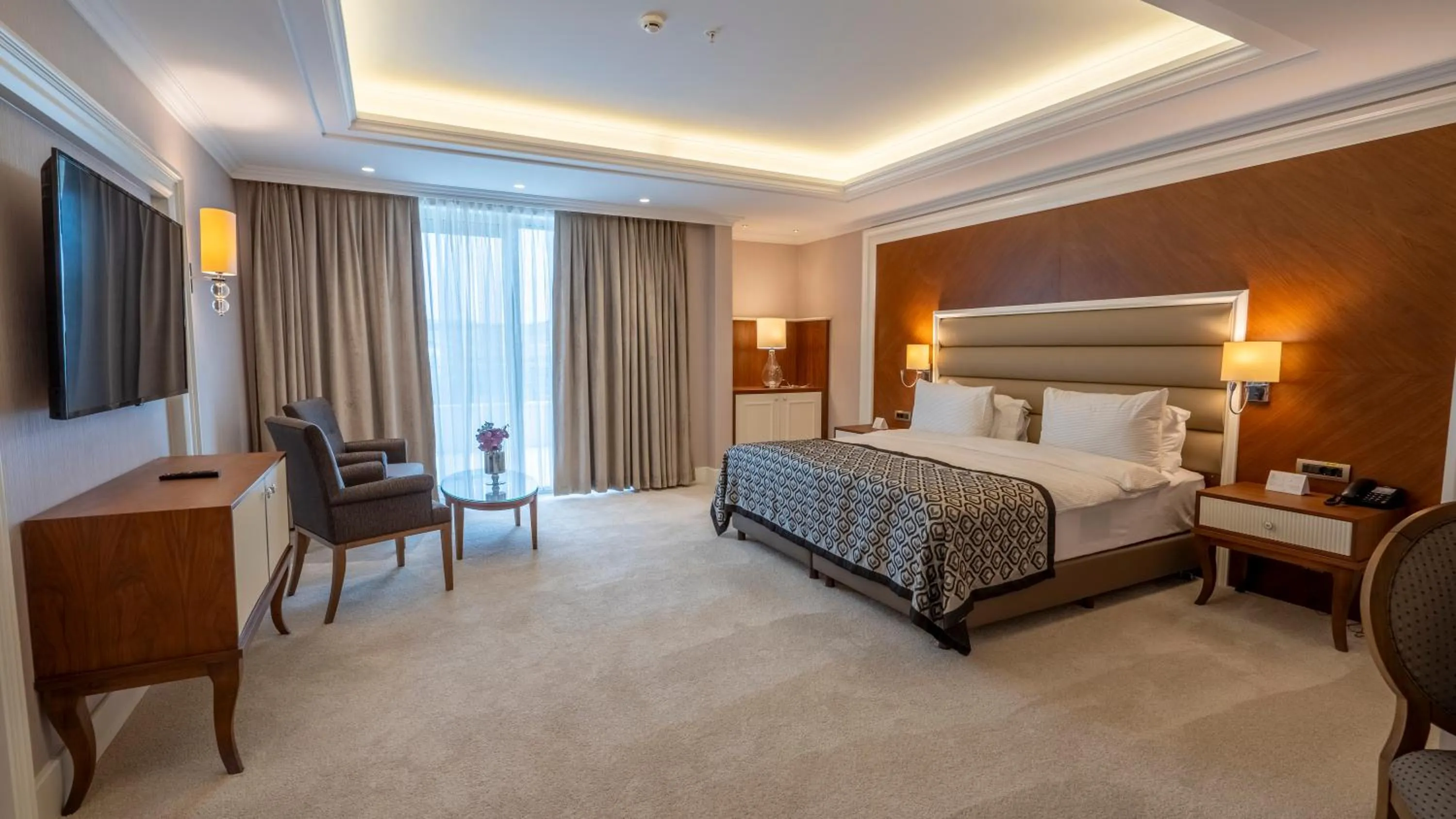 ALUSSO THERMAL HOTEL SPA