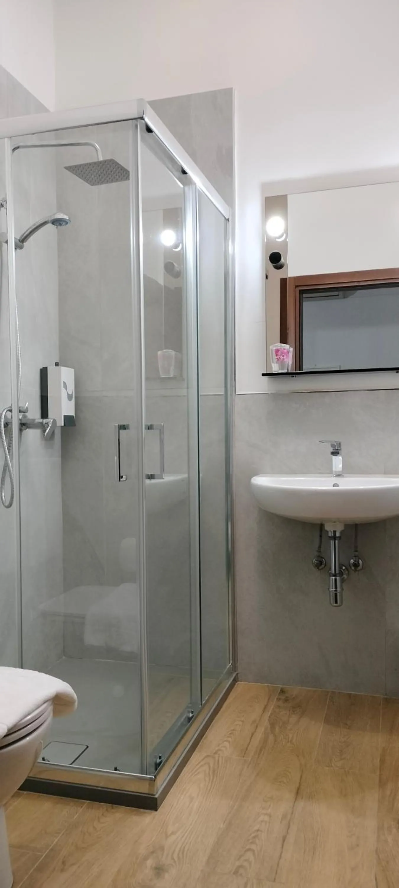 Hotel Alba Serravalle