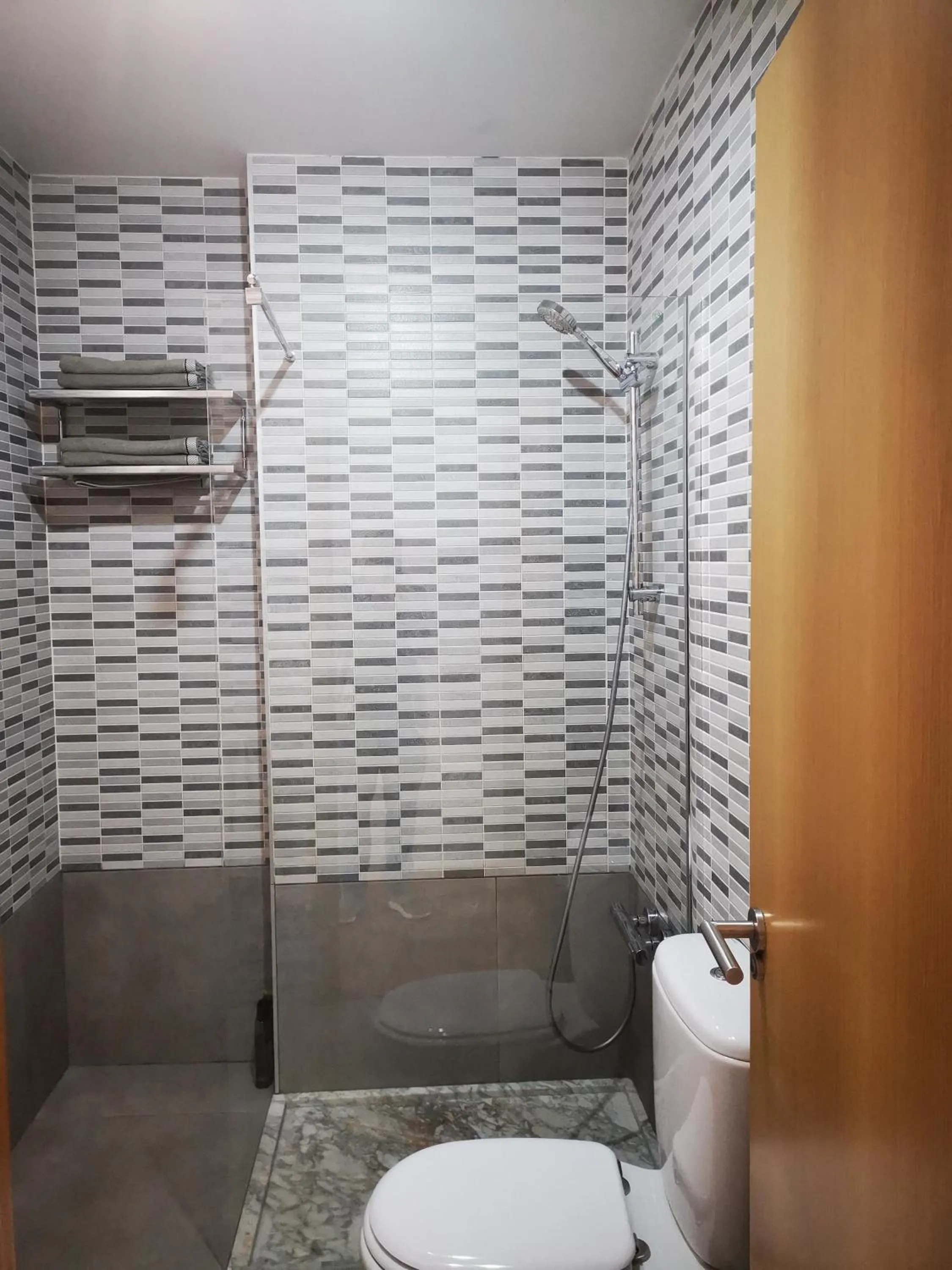 Shower in Apartamento Cervantes