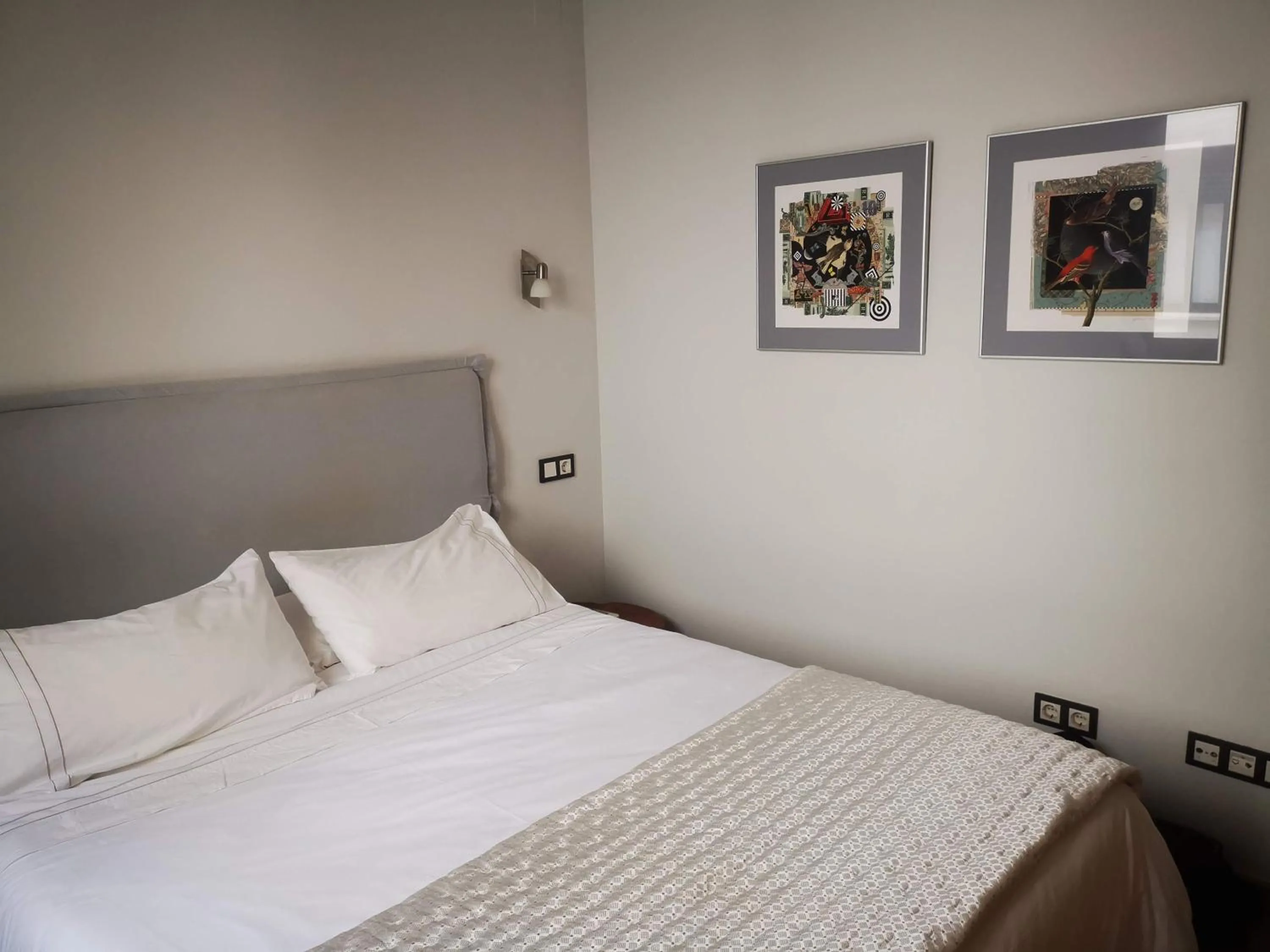 Bedroom, Bed in Apartamento Cervantes