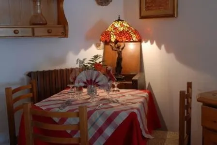 Restaurant/places to eat in Hotel Duca Di Calabria