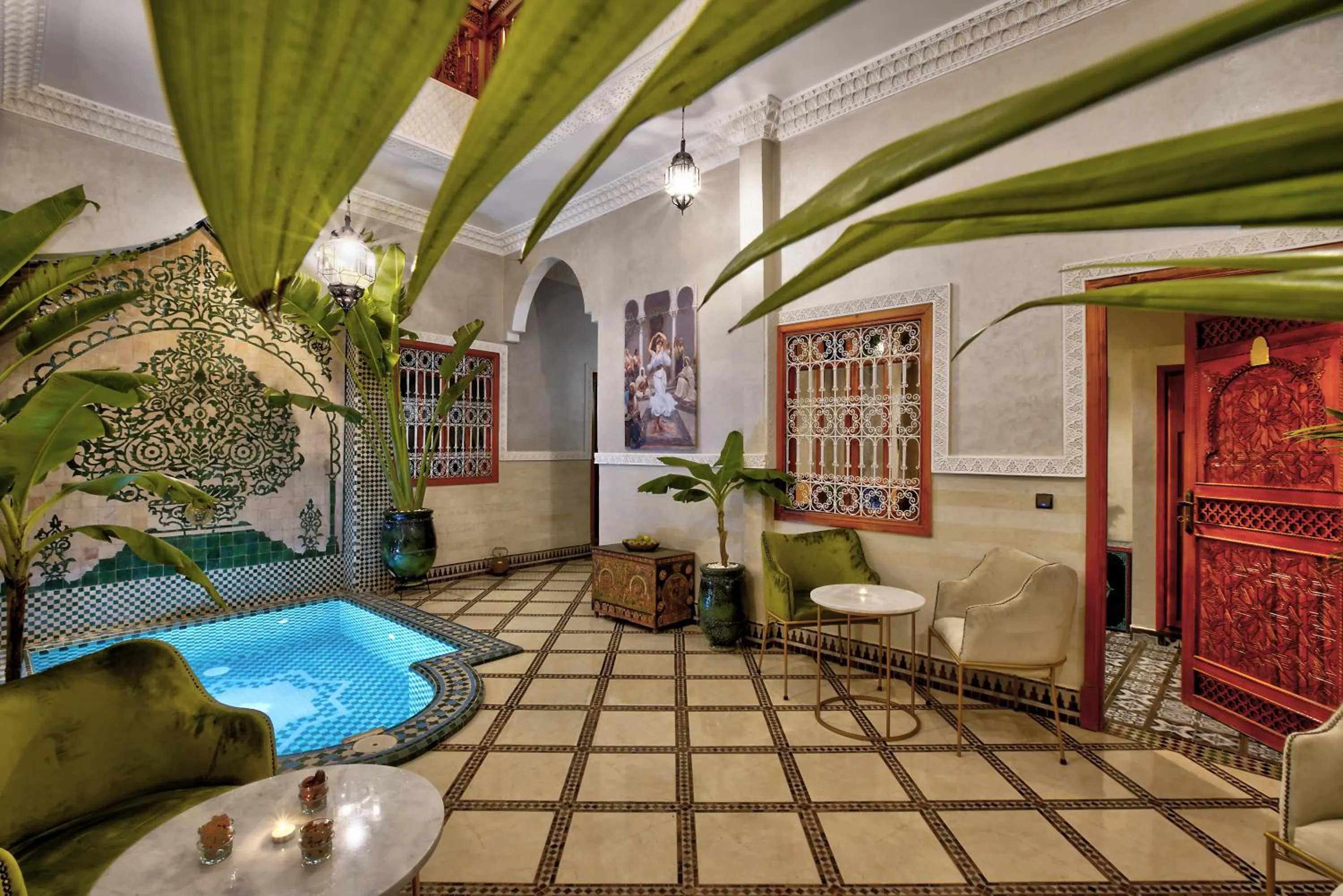 Swimming pool in Riad Arabkech